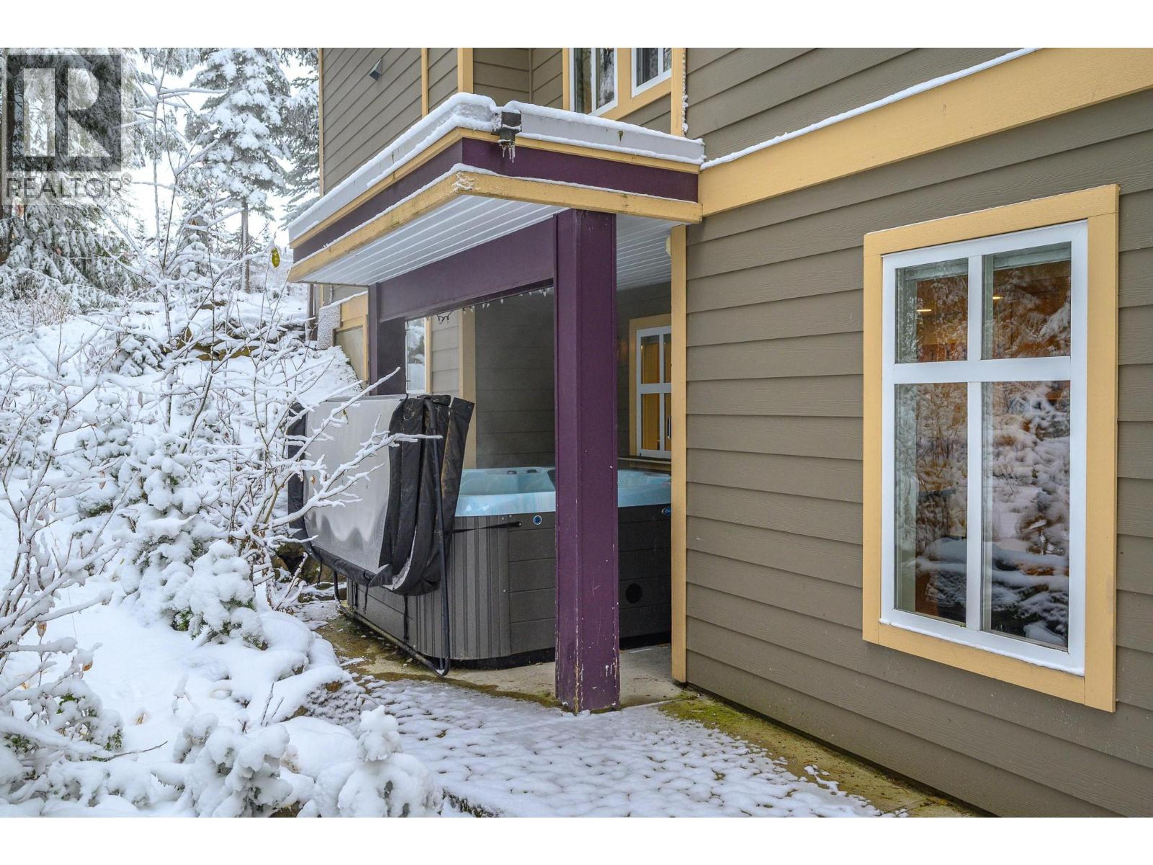 #1 495 MONASHEE ROAD - 21