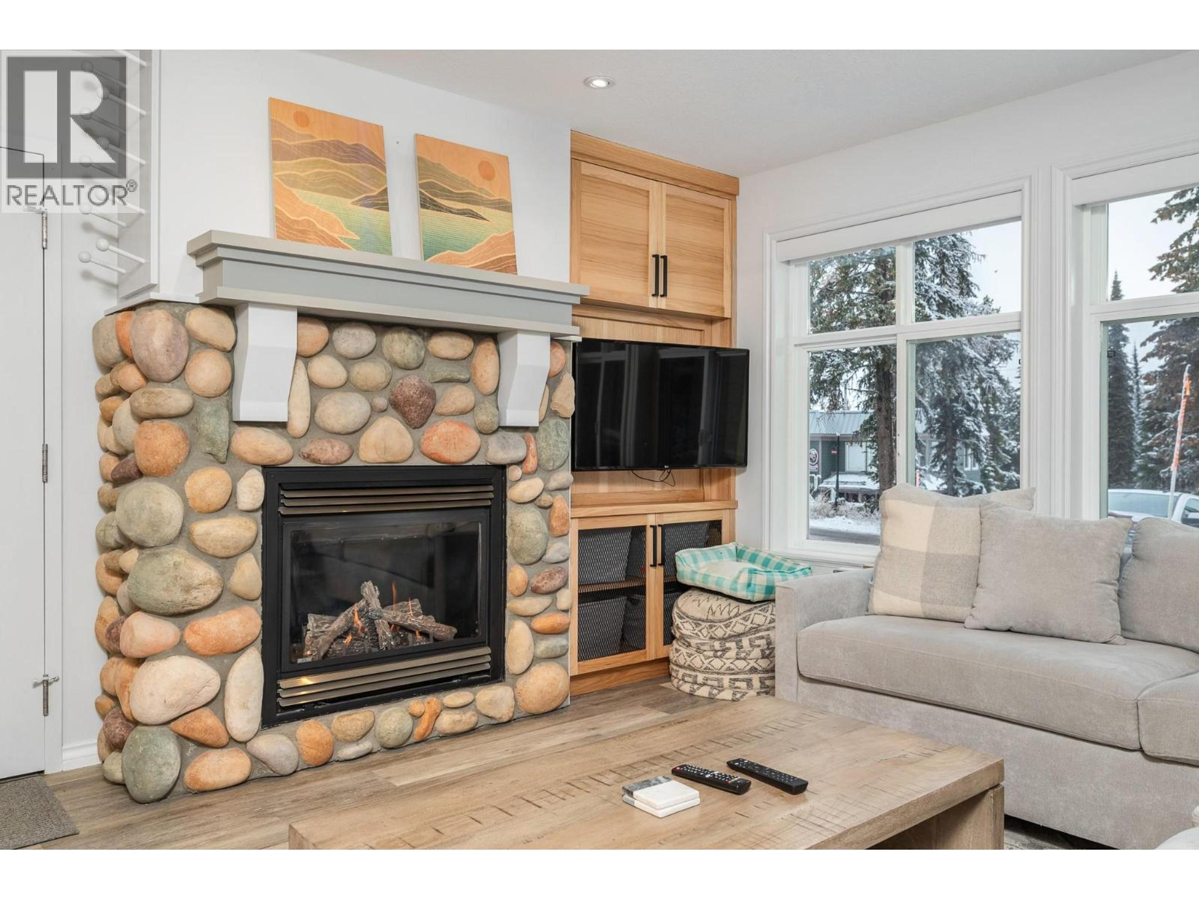 #1 495 MONASHEE ROAD - 7