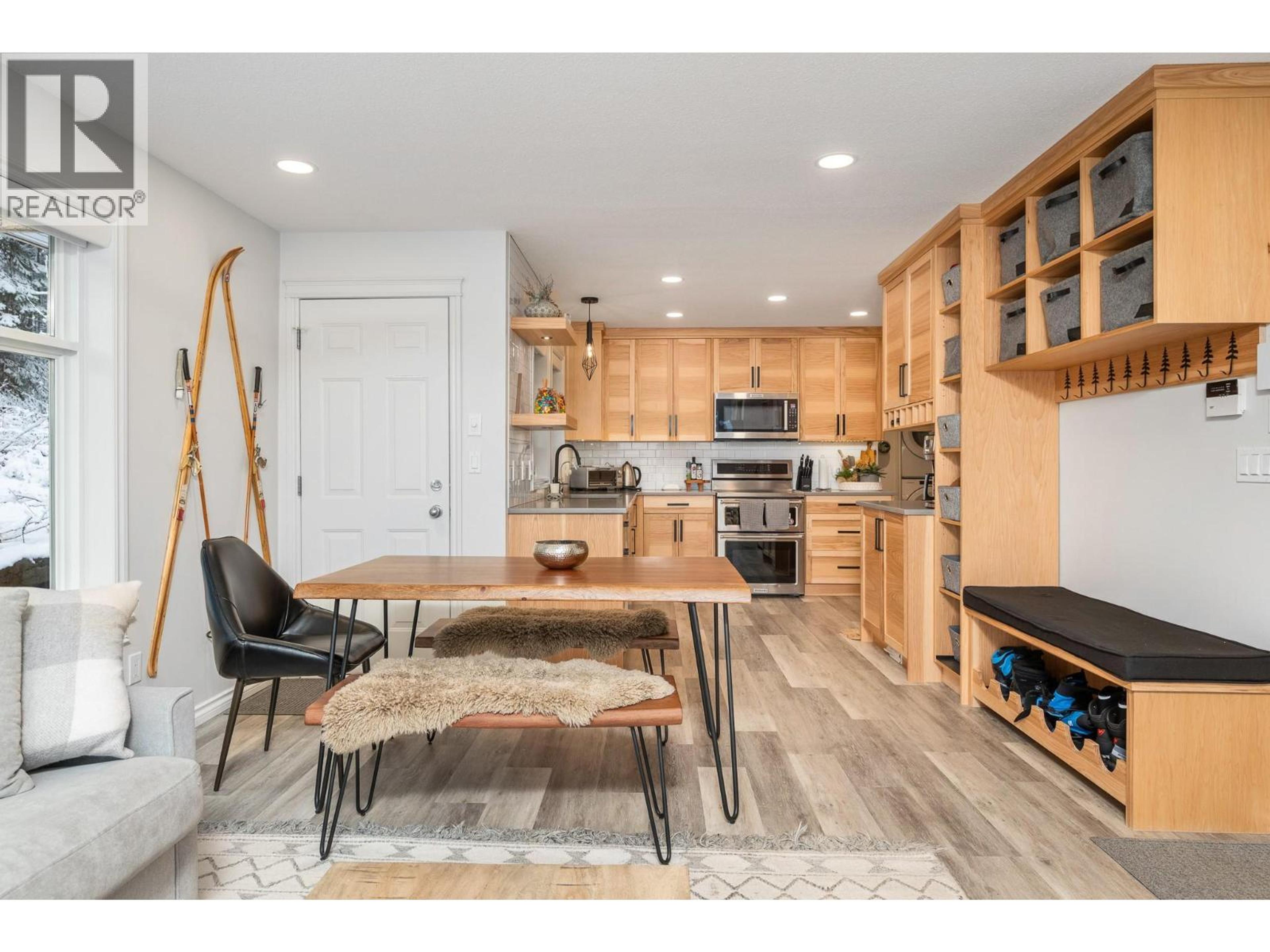 #1 495 MONASHEE ROAD - 8