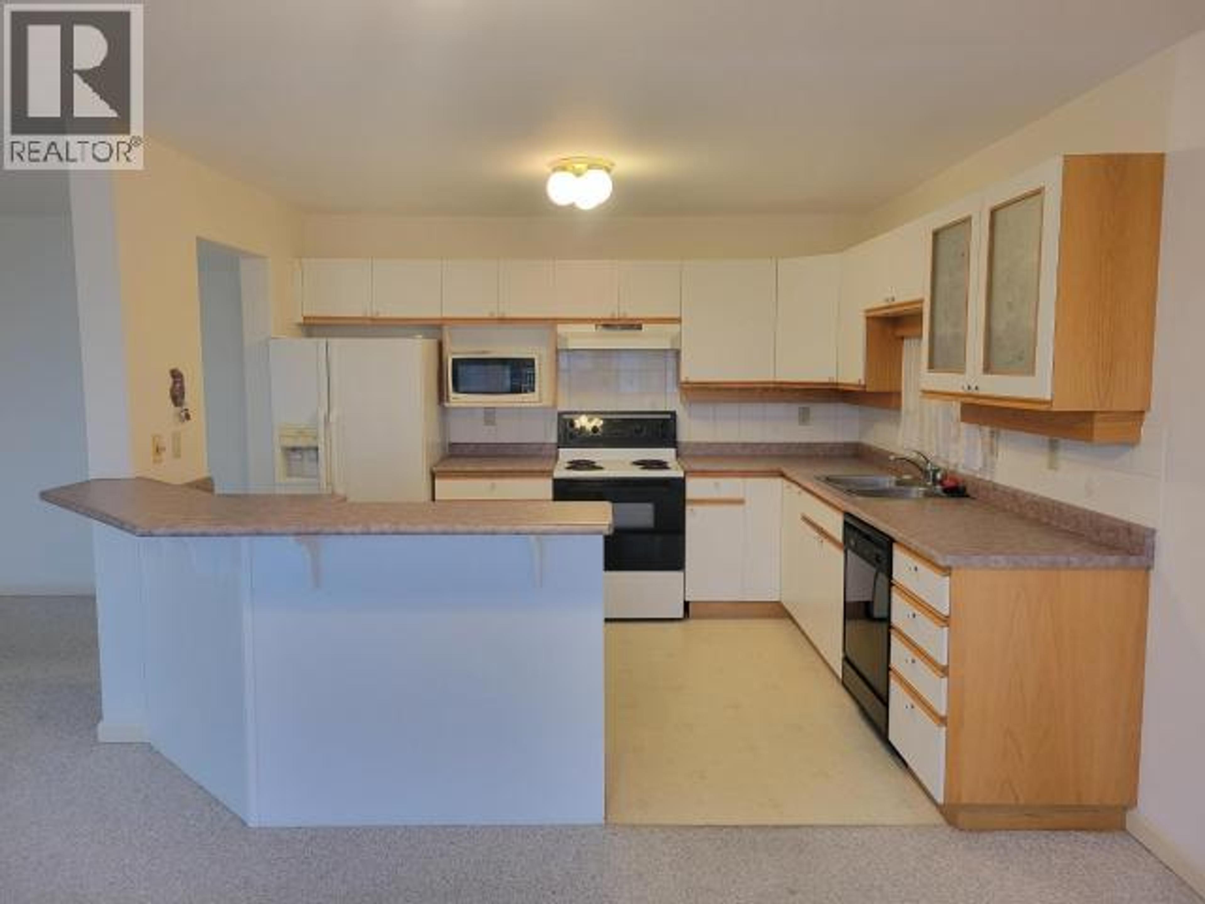 #302 6900 BURNABY STREET - 11