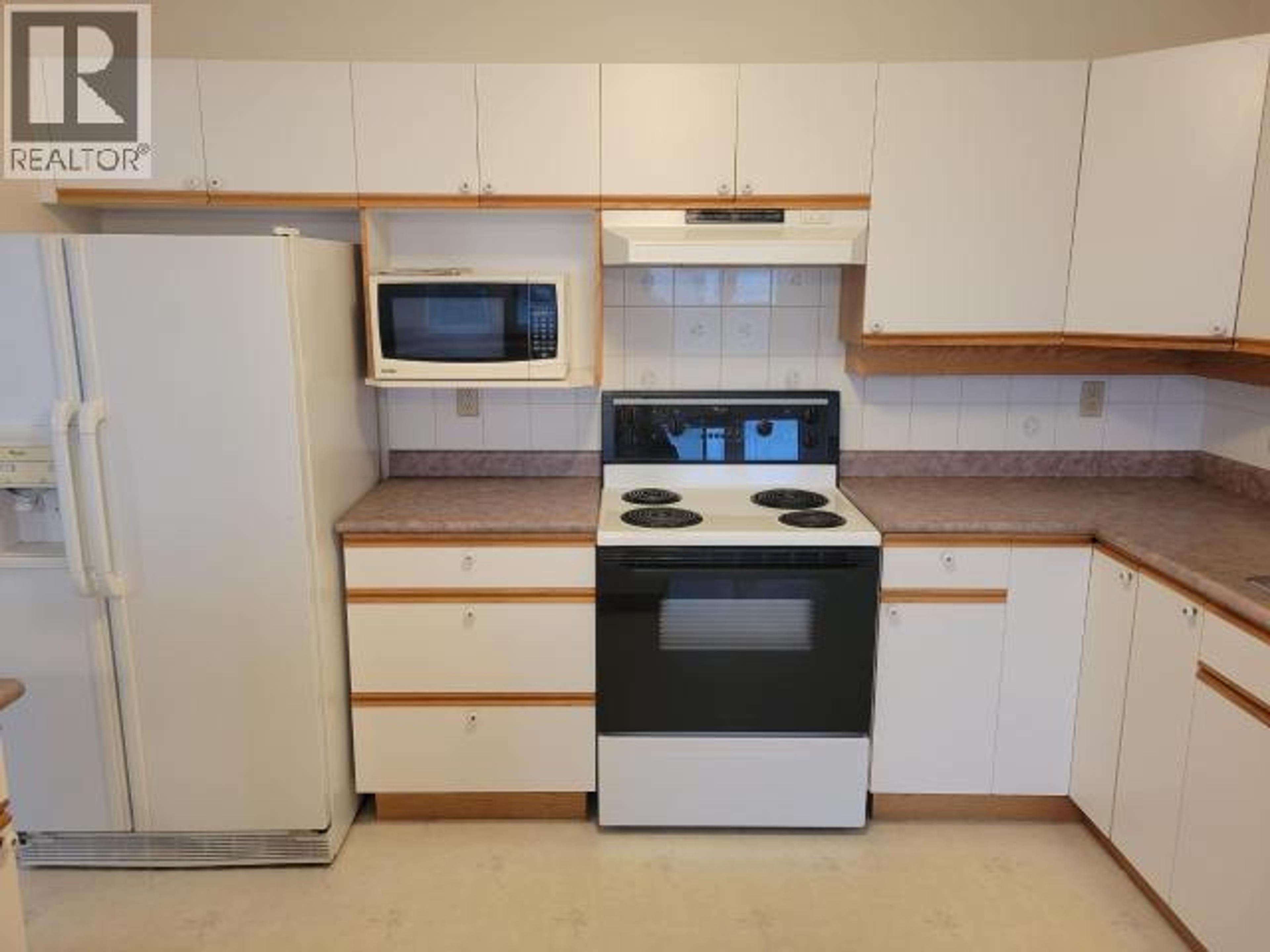 #302 6900 BURNABY STREET - 12