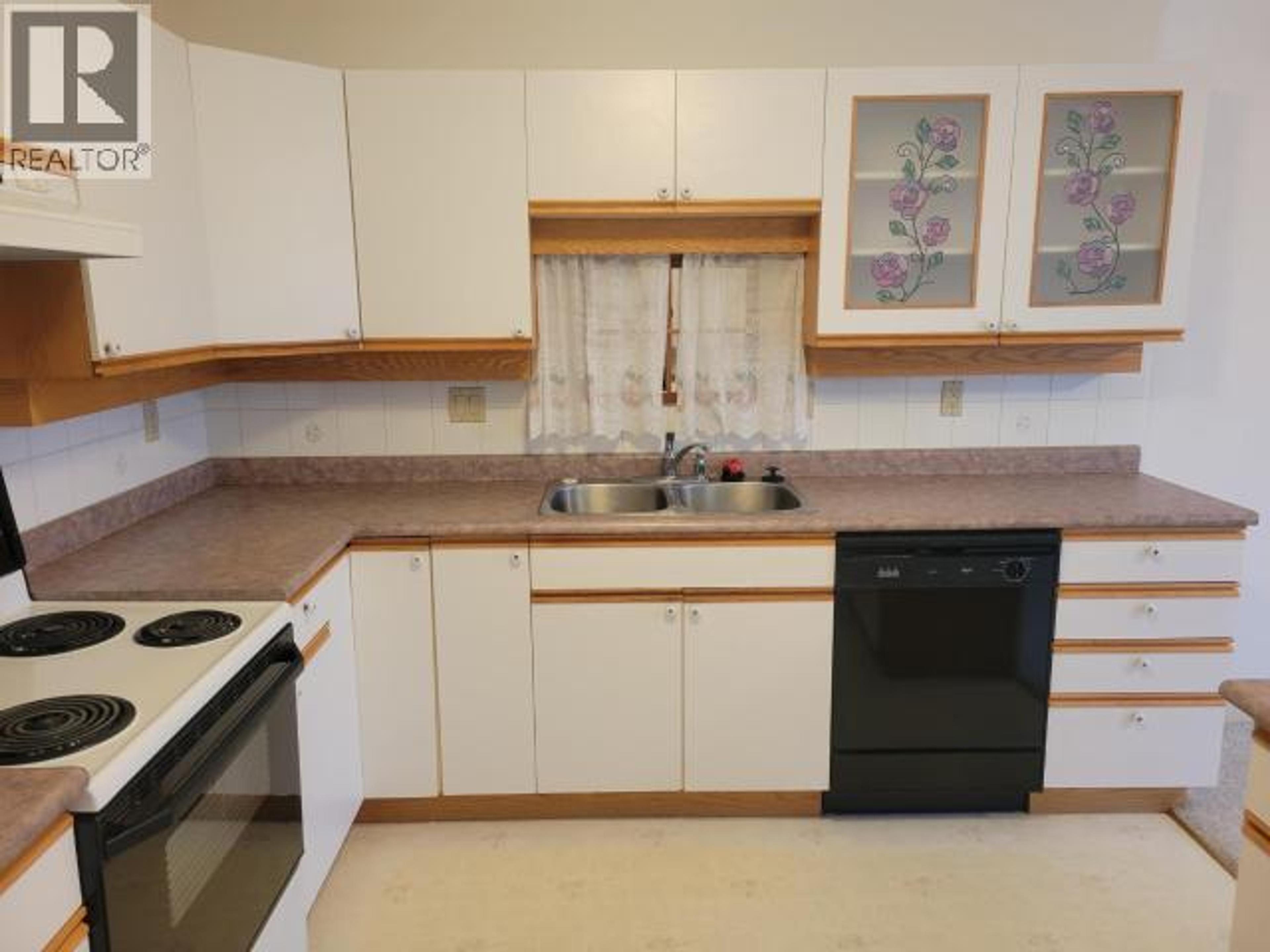 #302 6900 BURNABY STREET - 14