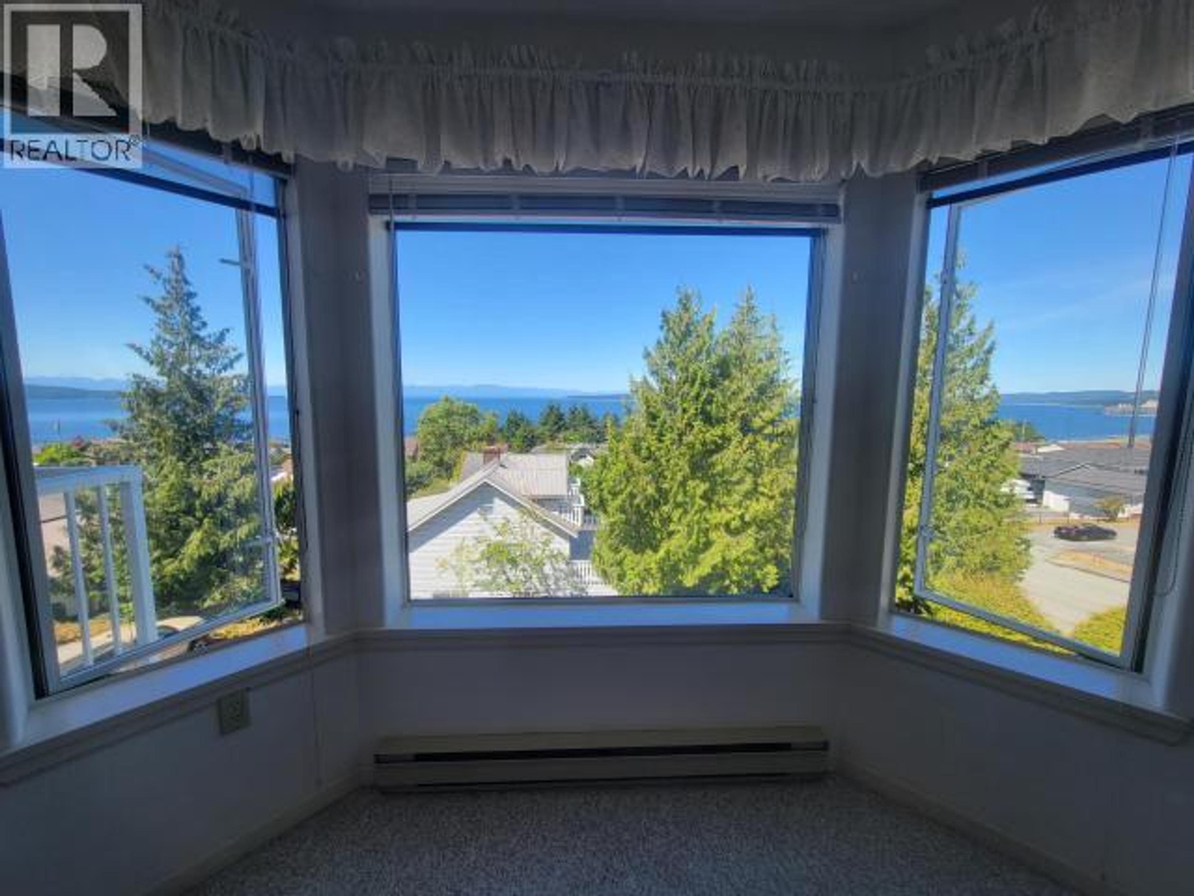 #302 6900 BURNABY STREET - 7