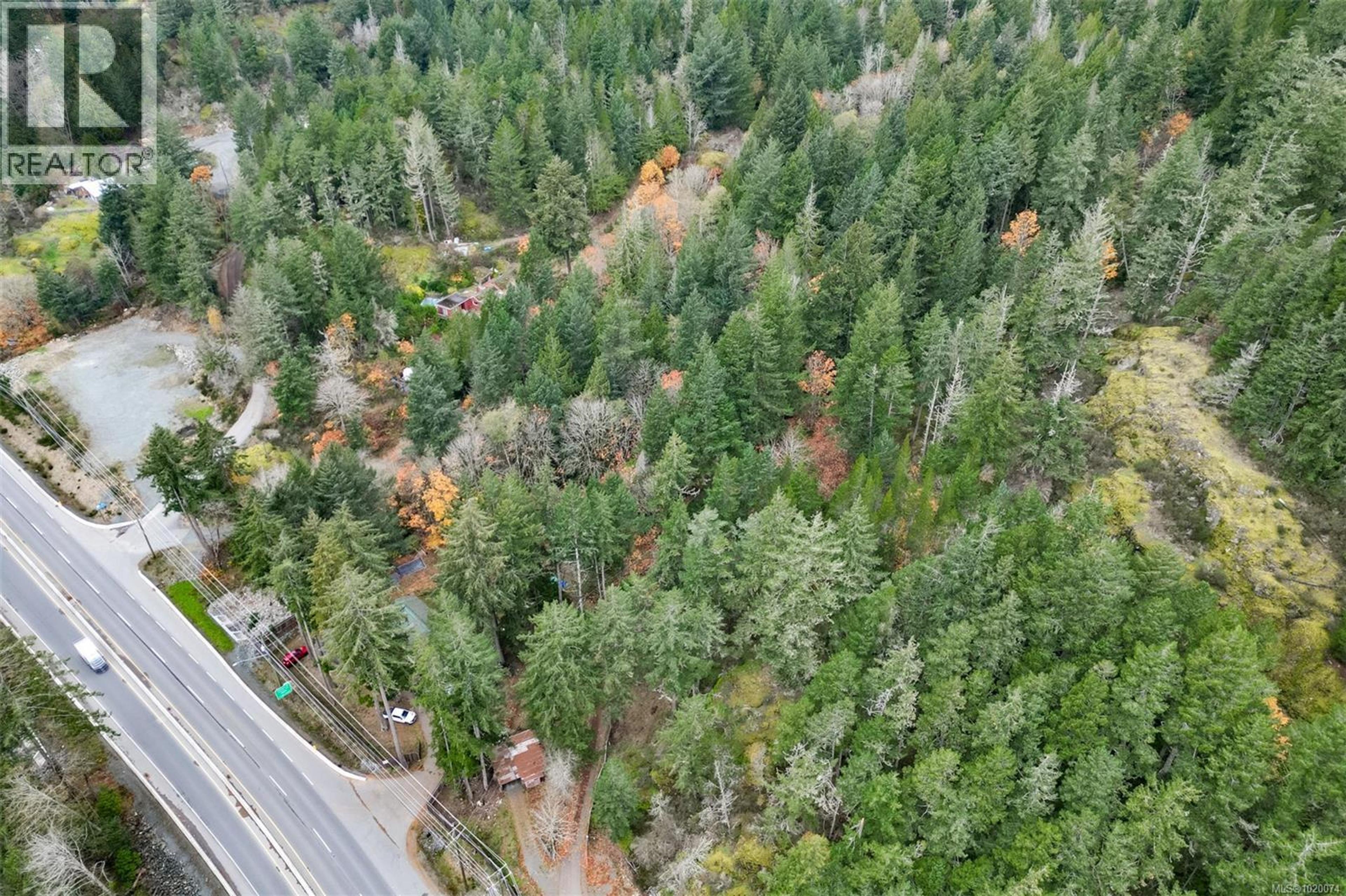 4976 SOOKE RD - 10
