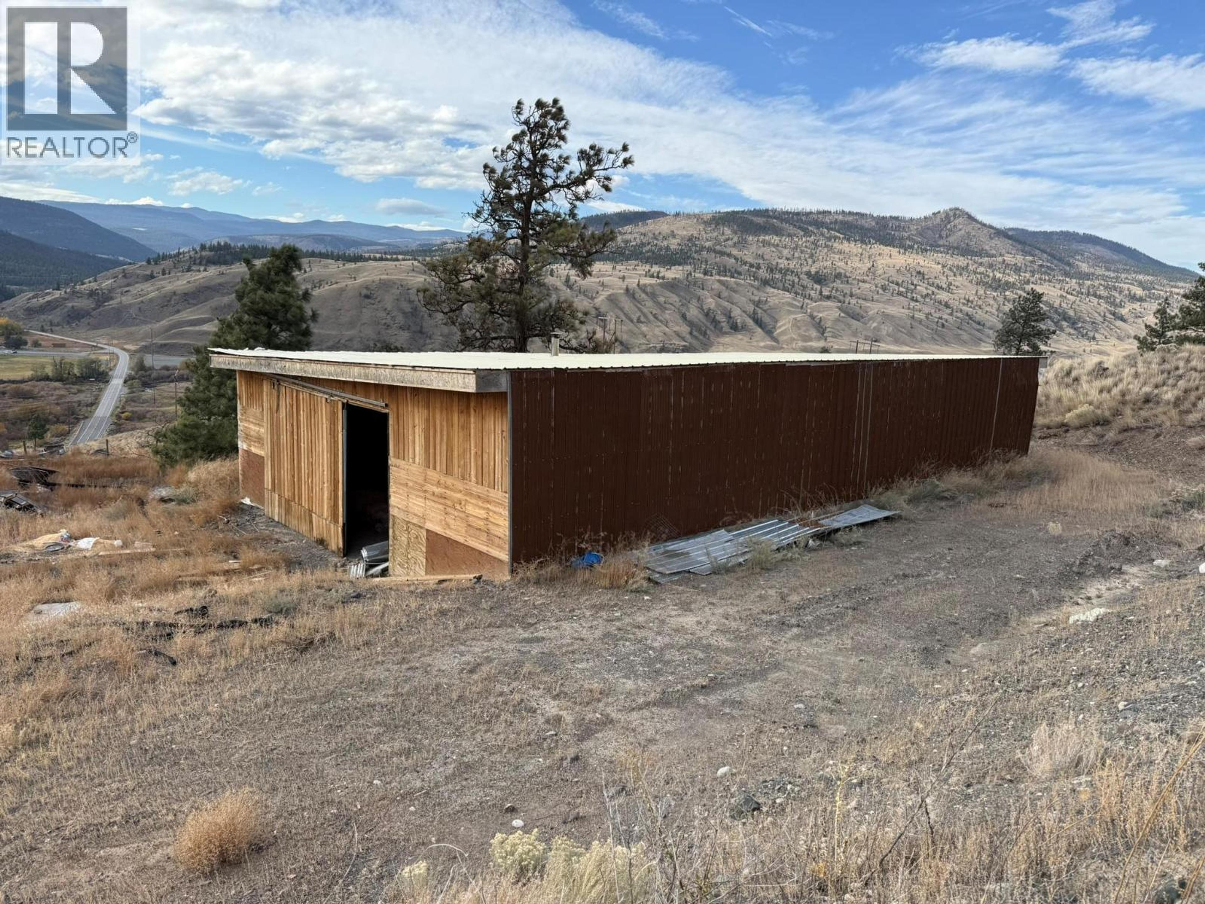 3580 CARIBOO  97 HIGHWAY - 11