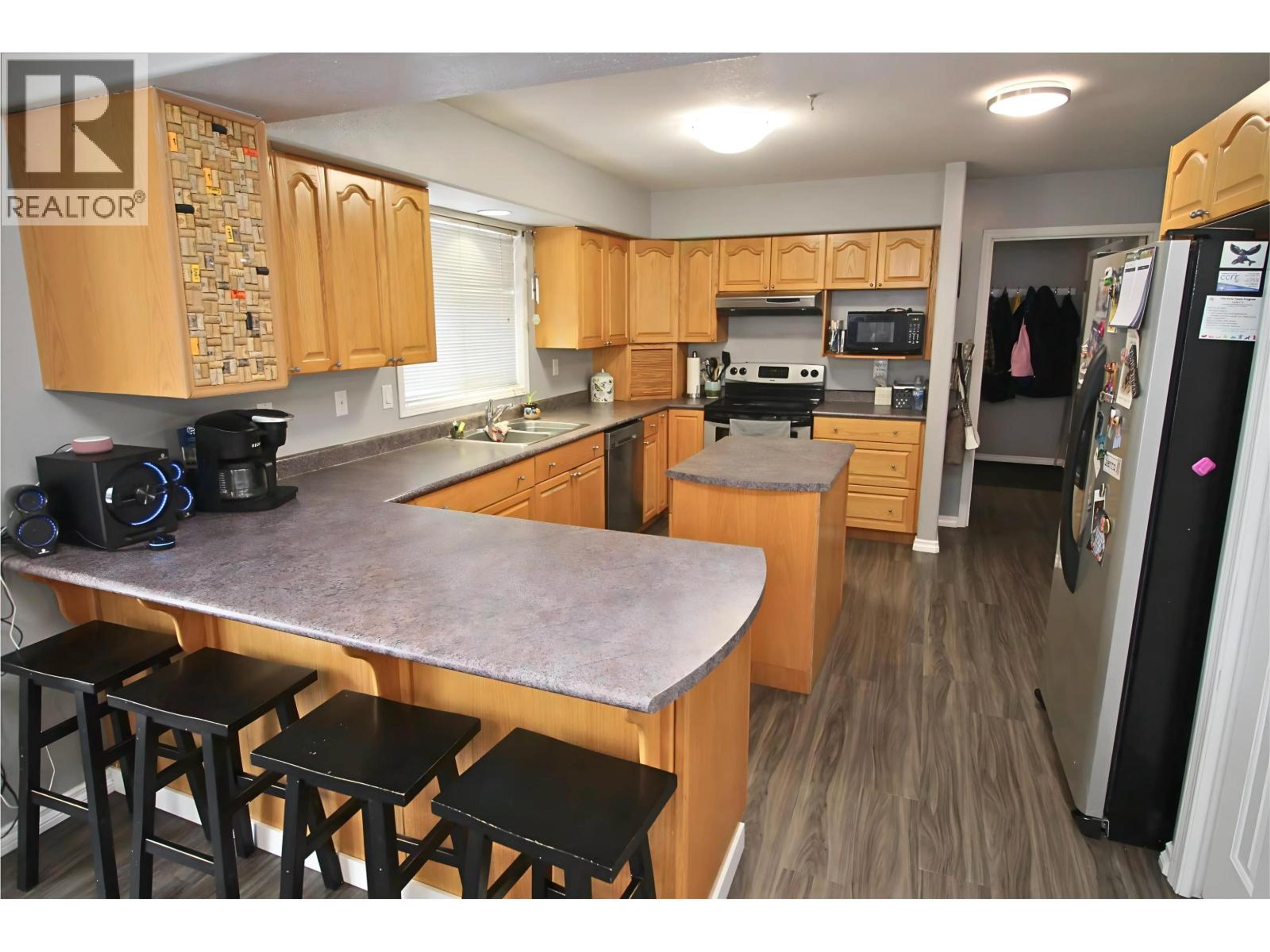 3261 5TH STREET - Image 2