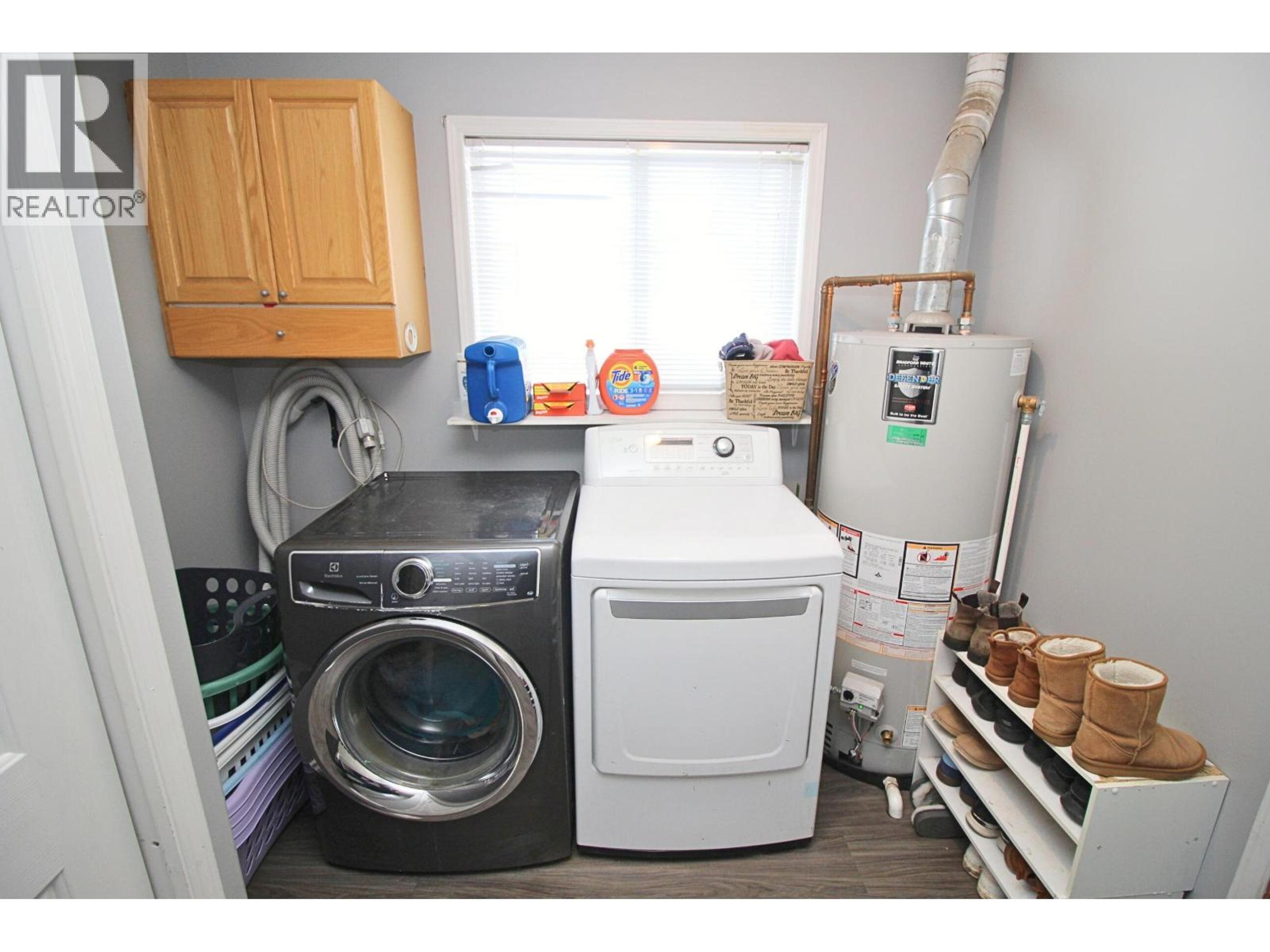 3261 5TH STREET - 19