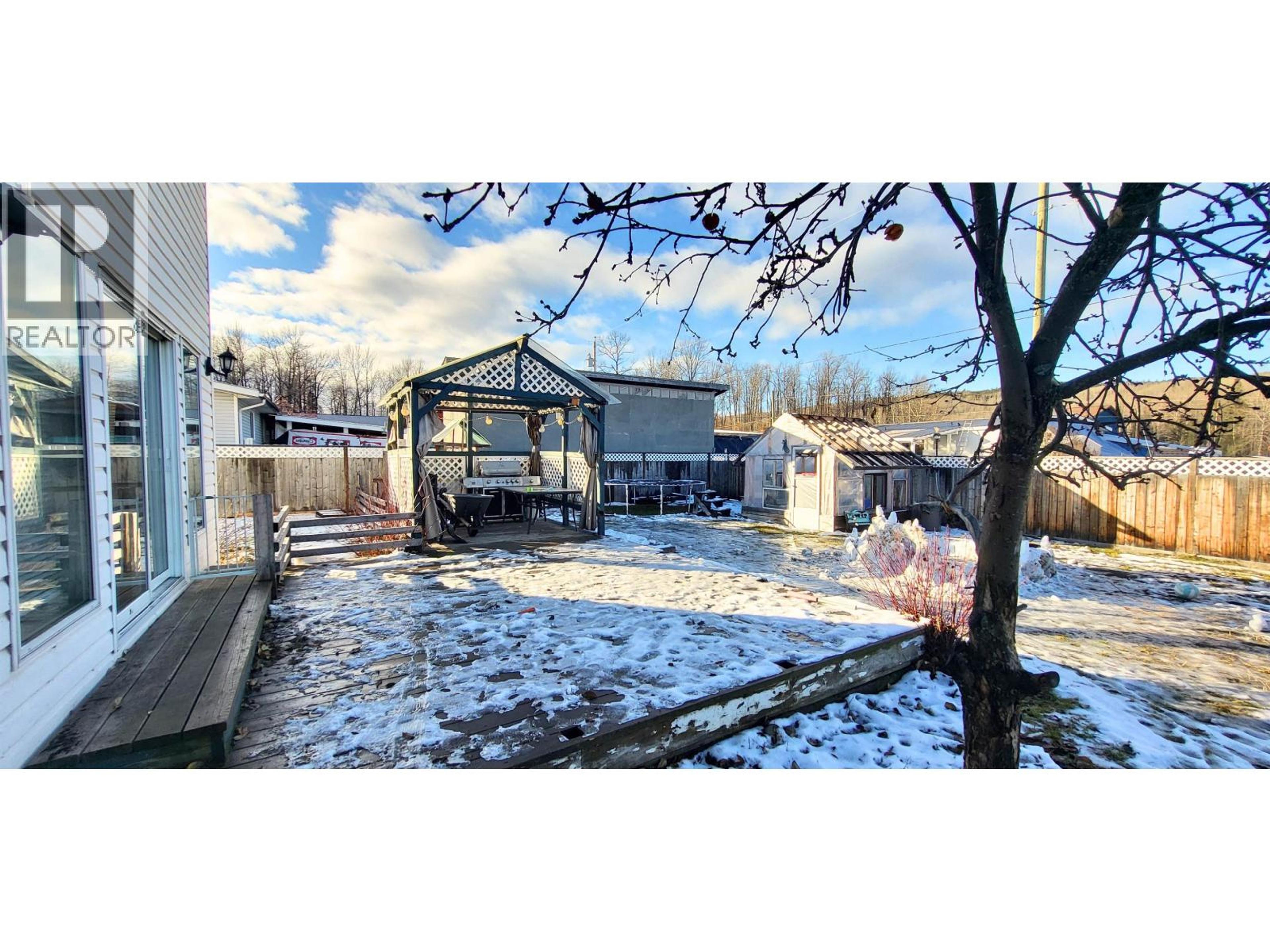 3261 5TH STREET - 38