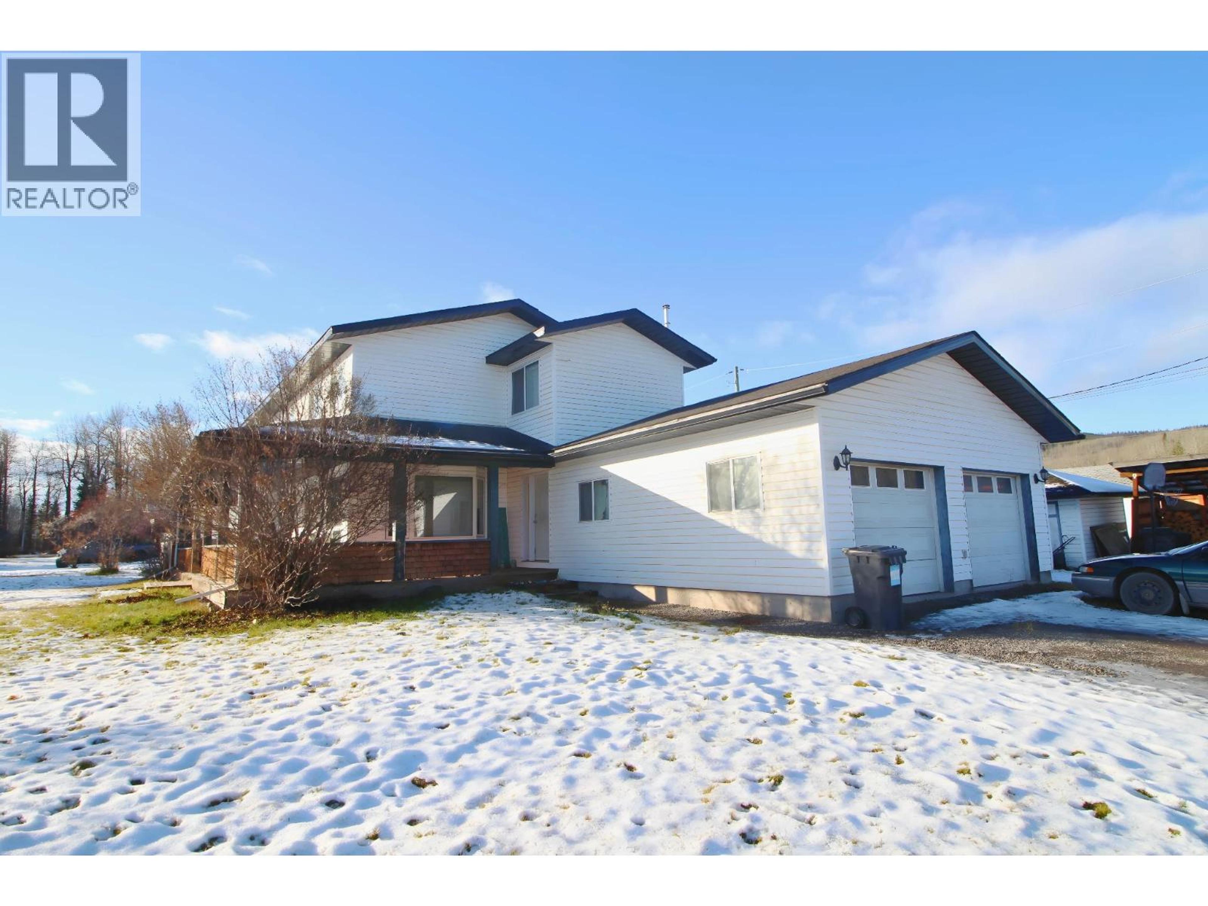 3261 5TH STREET - 35