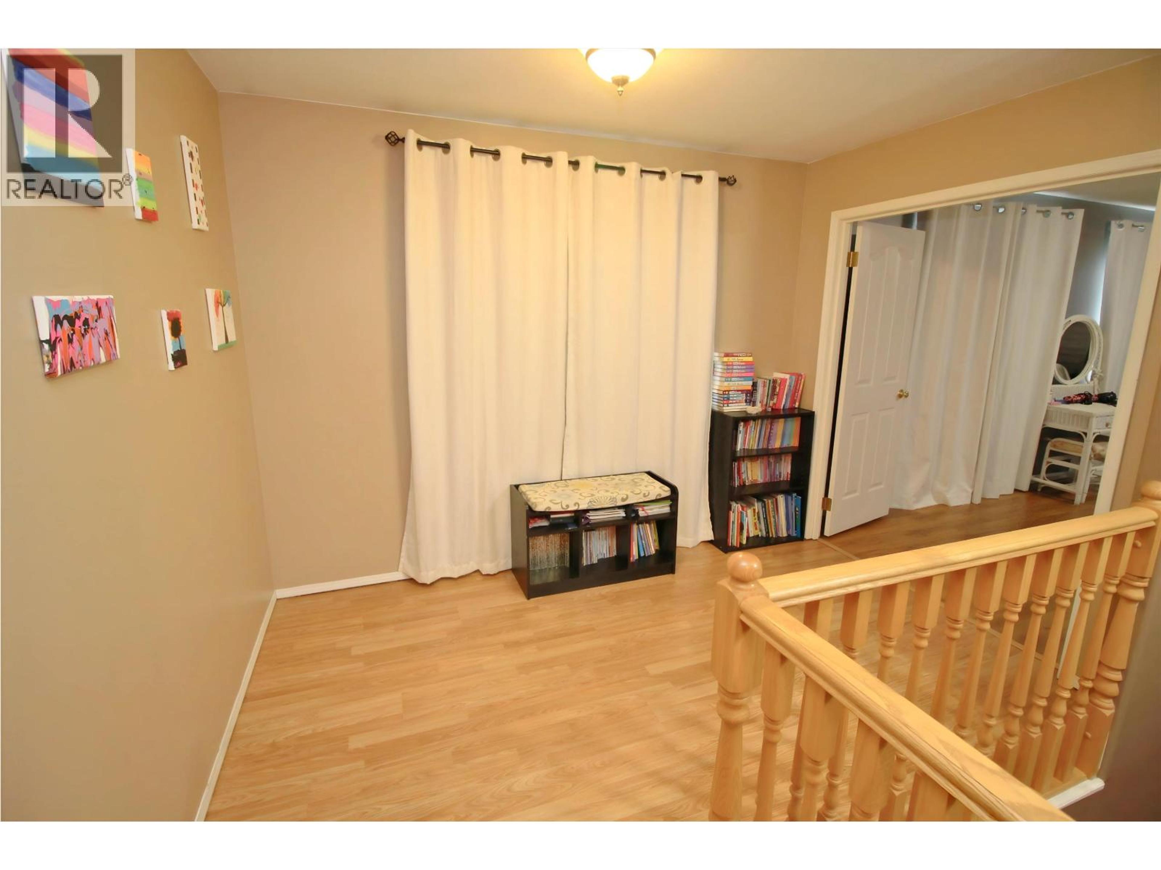 3261 5TH STREET - 24