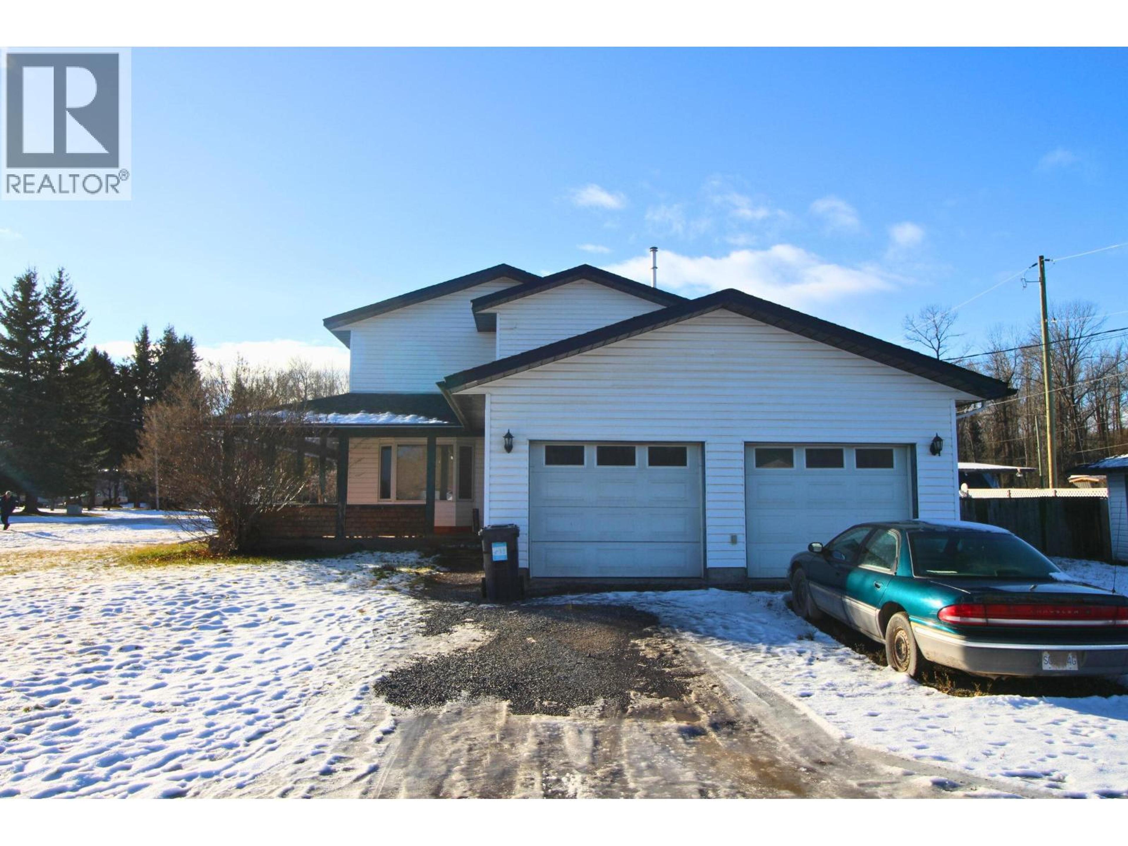 3261 5TH STREET - 34