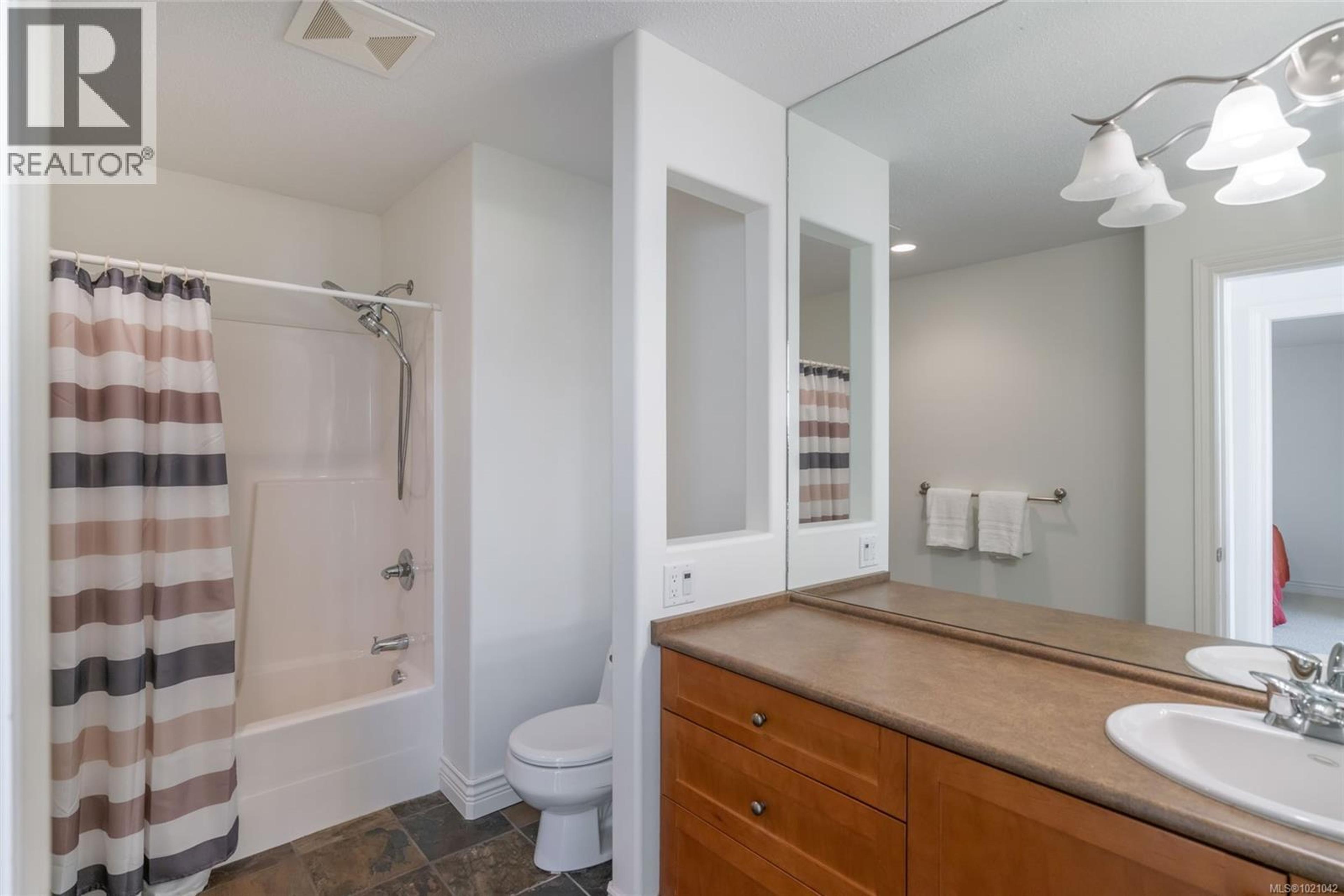 1267 ROBERTON BLVD - 18