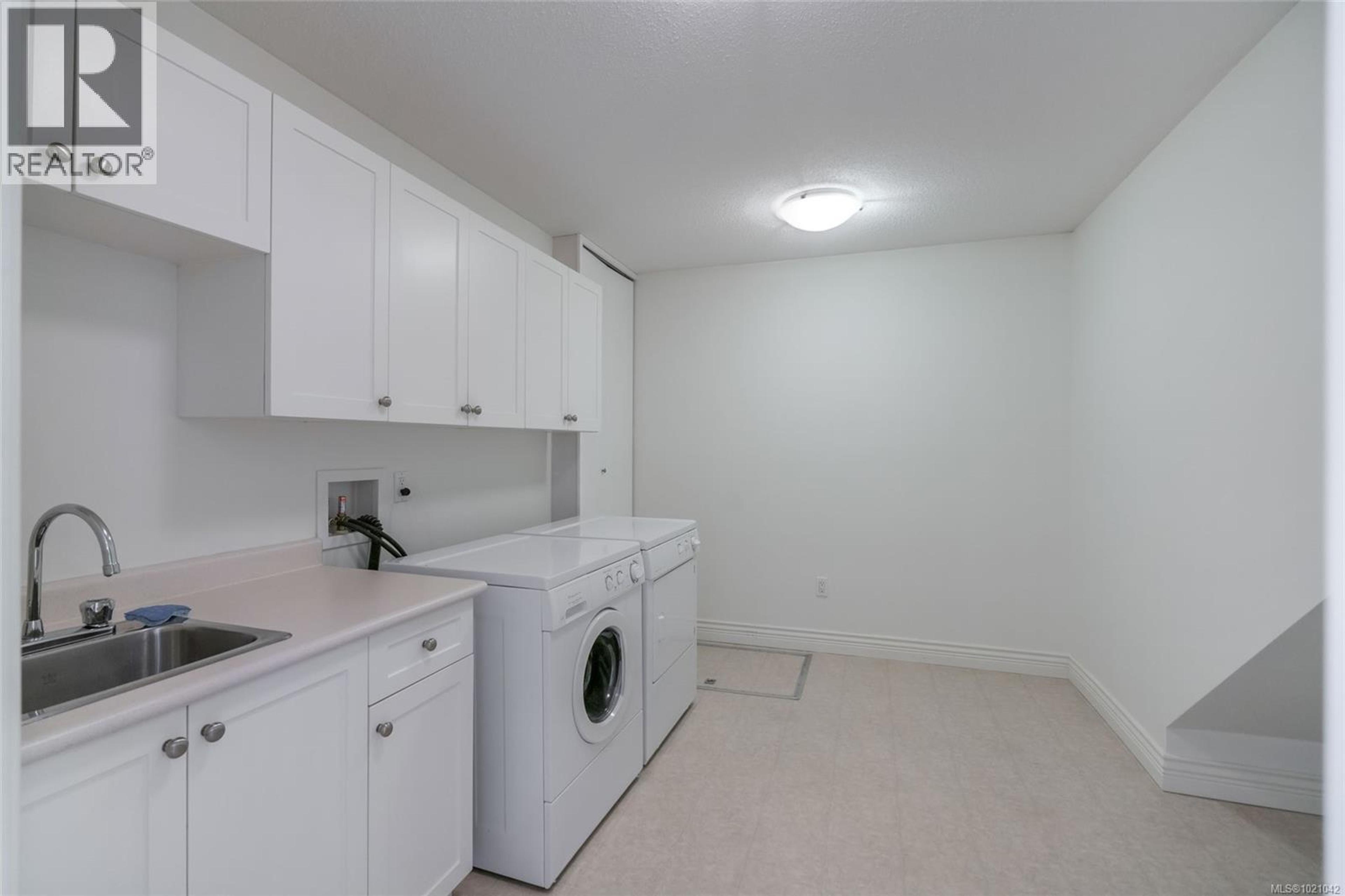 1267 ROBERTON BLVD - 19