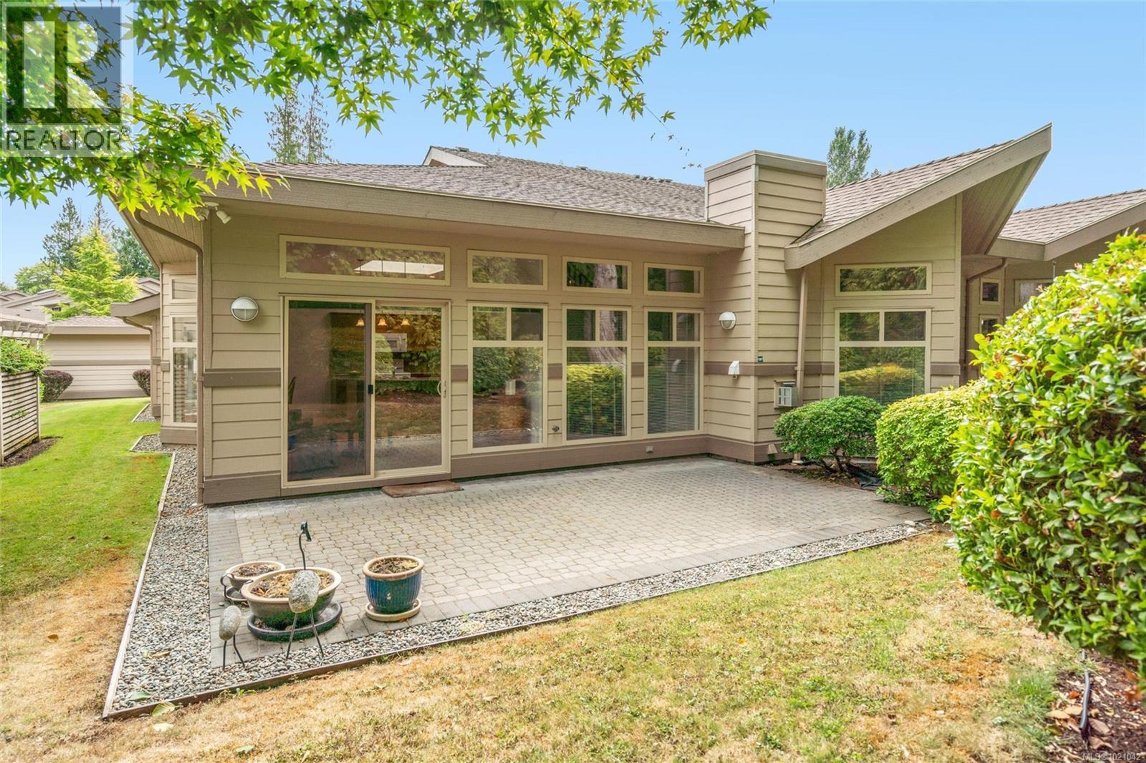 1267 ROBERTON BLVD - 26