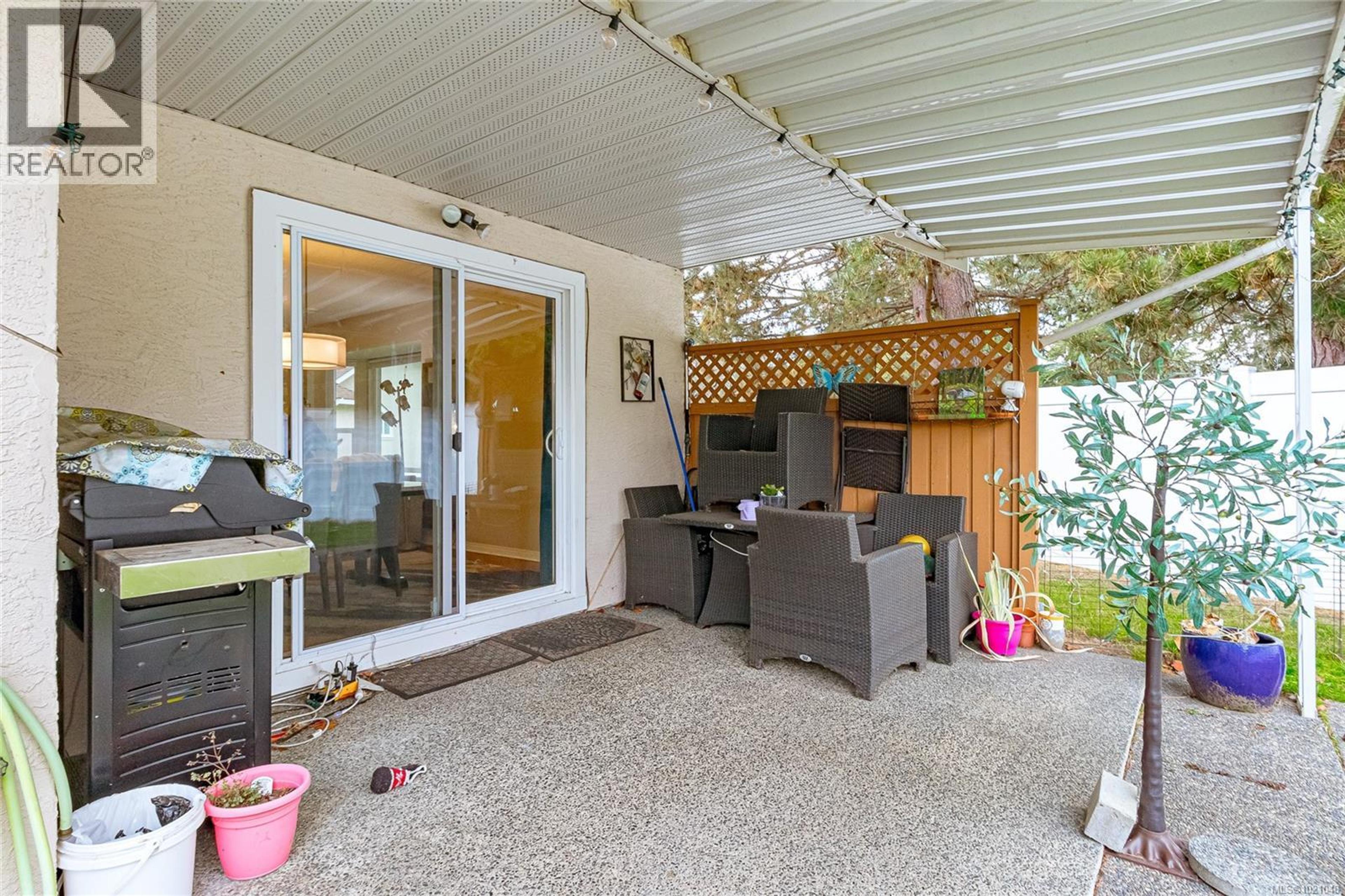 #128 635 BLENKIN AVE - 34