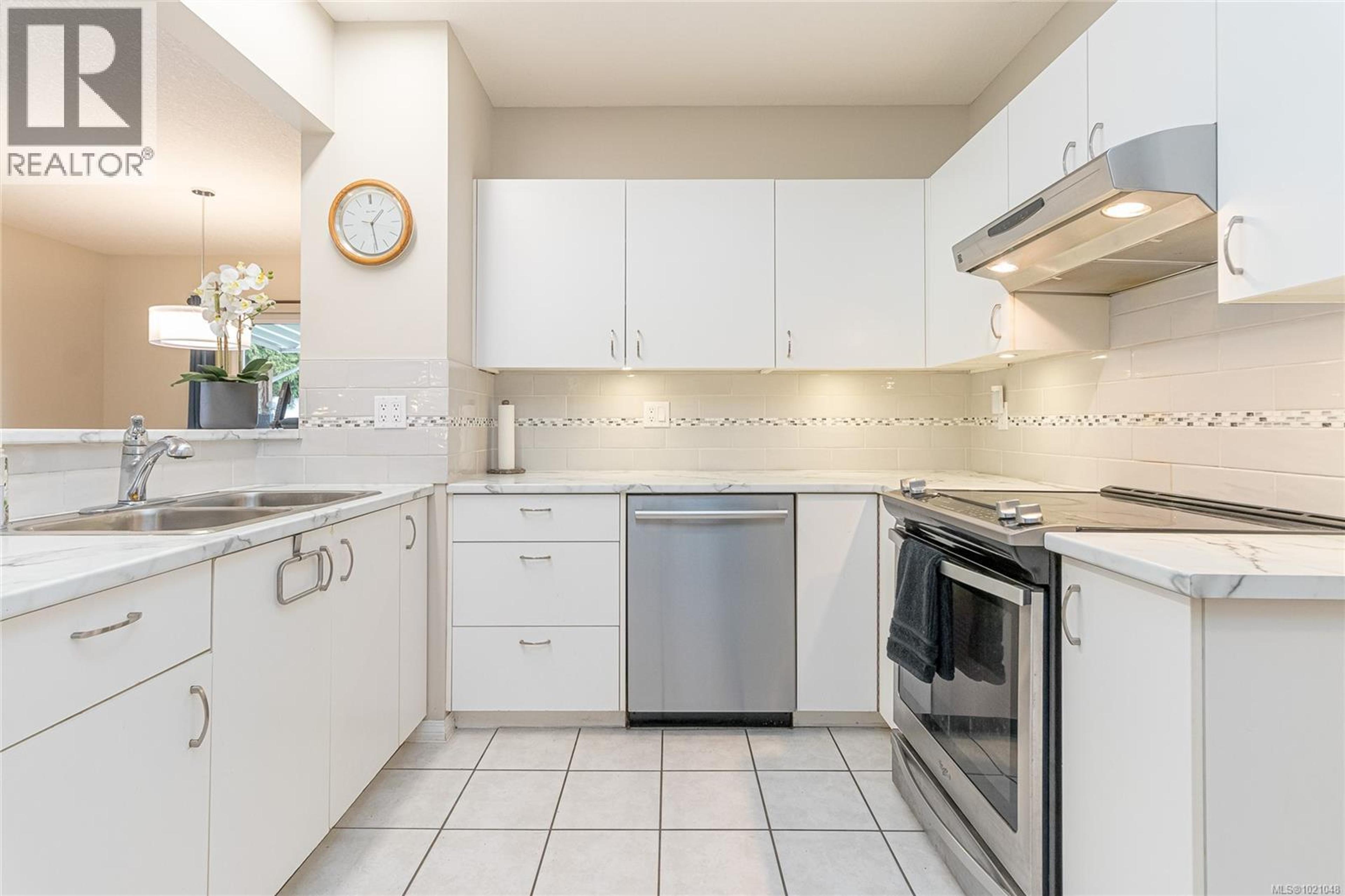 #128 635 BLENKIN AVE - 5