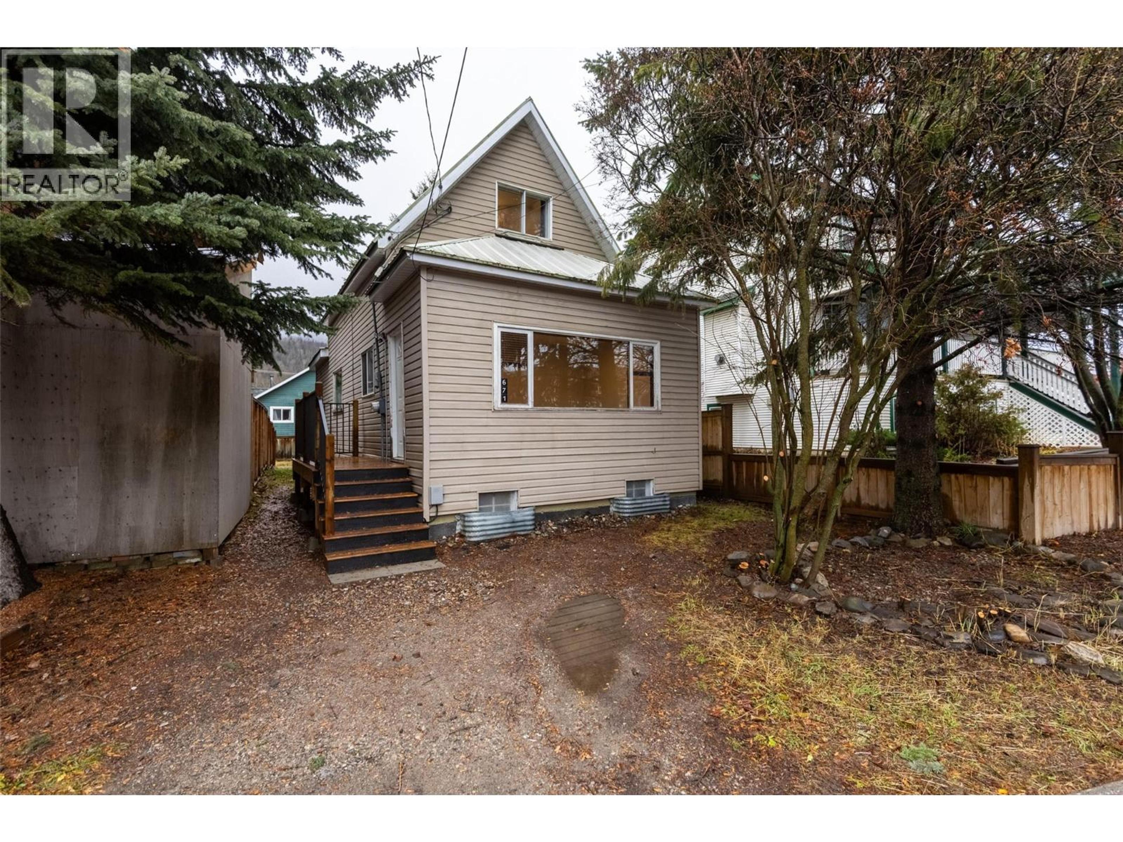 671 7TH AVENUE - Image 2