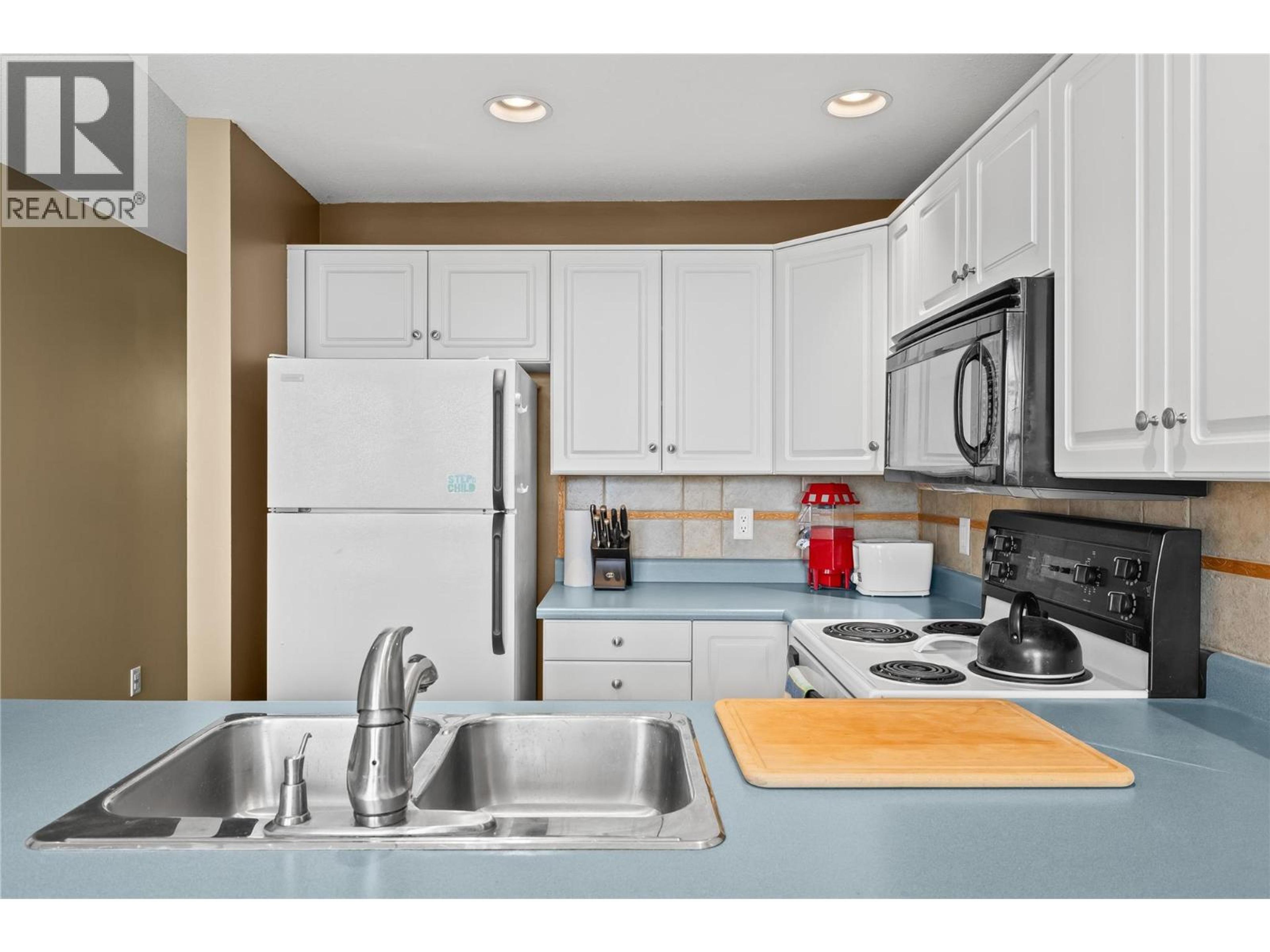 #D 5965 SNOW PINES CRESCENT - 11