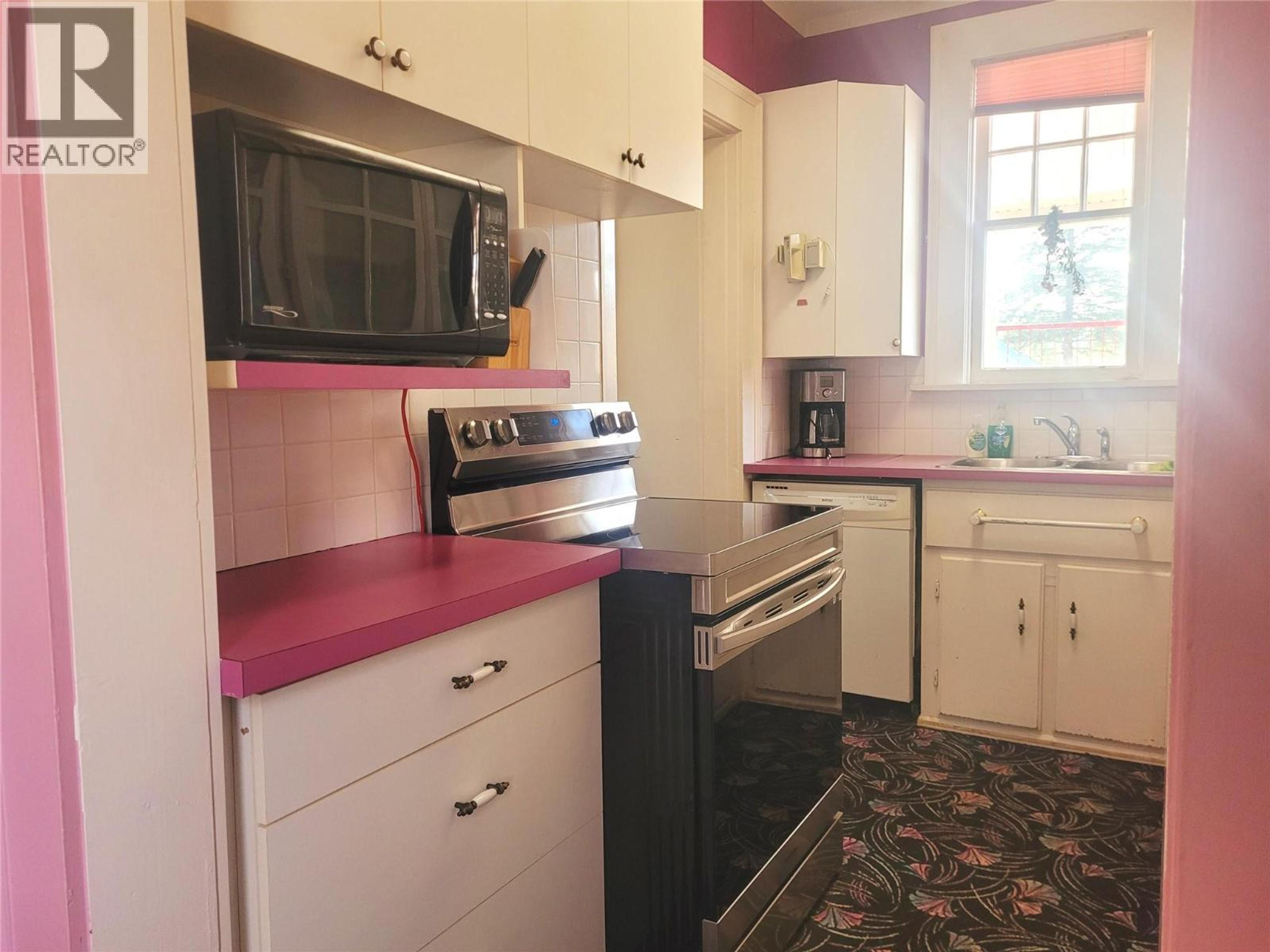 5928 FOURTH AVENUE - 9