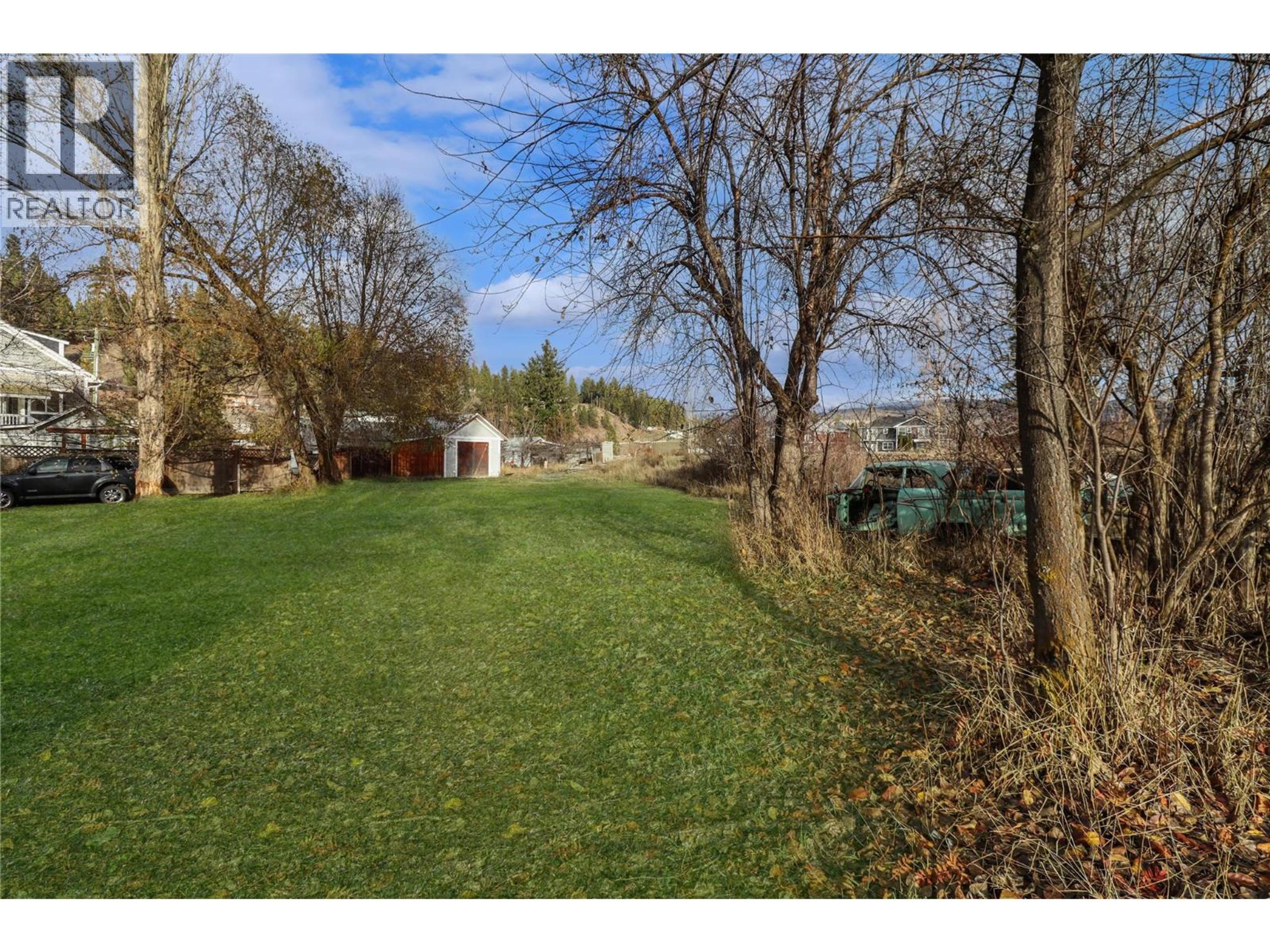 207 ANGELA AVENUE - 10