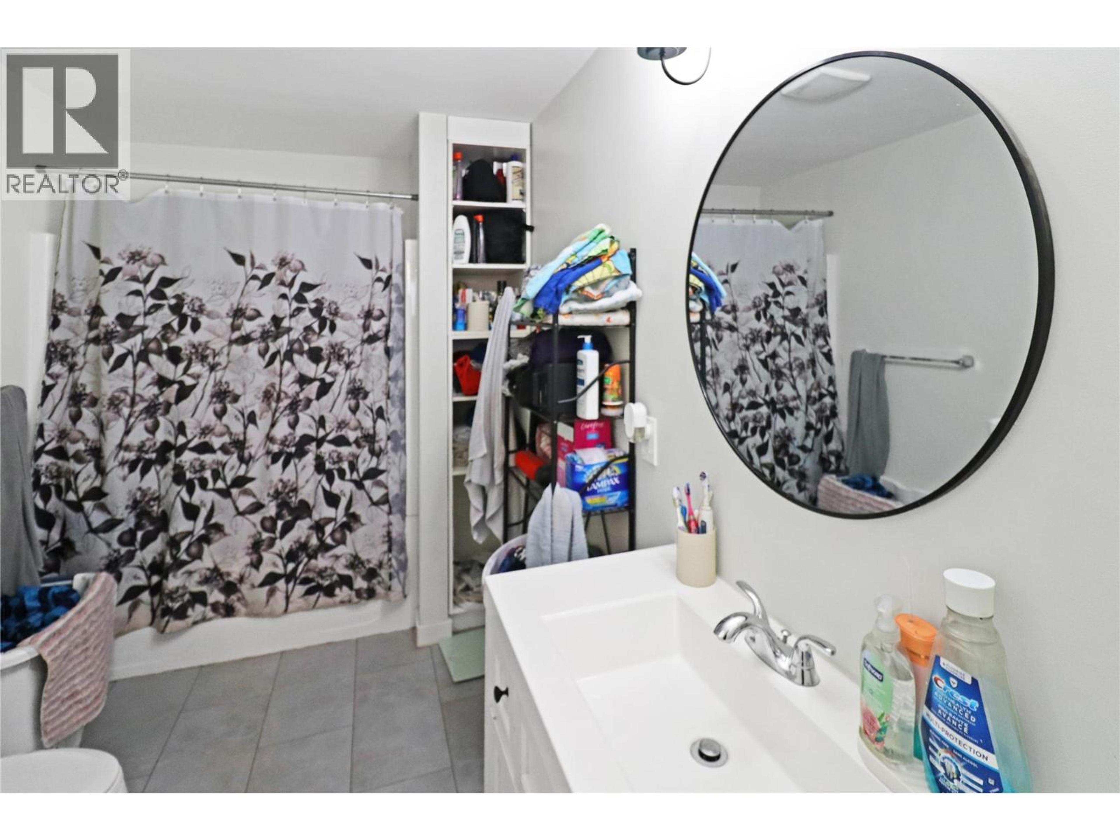 207 ANGELA AVENUE - 19