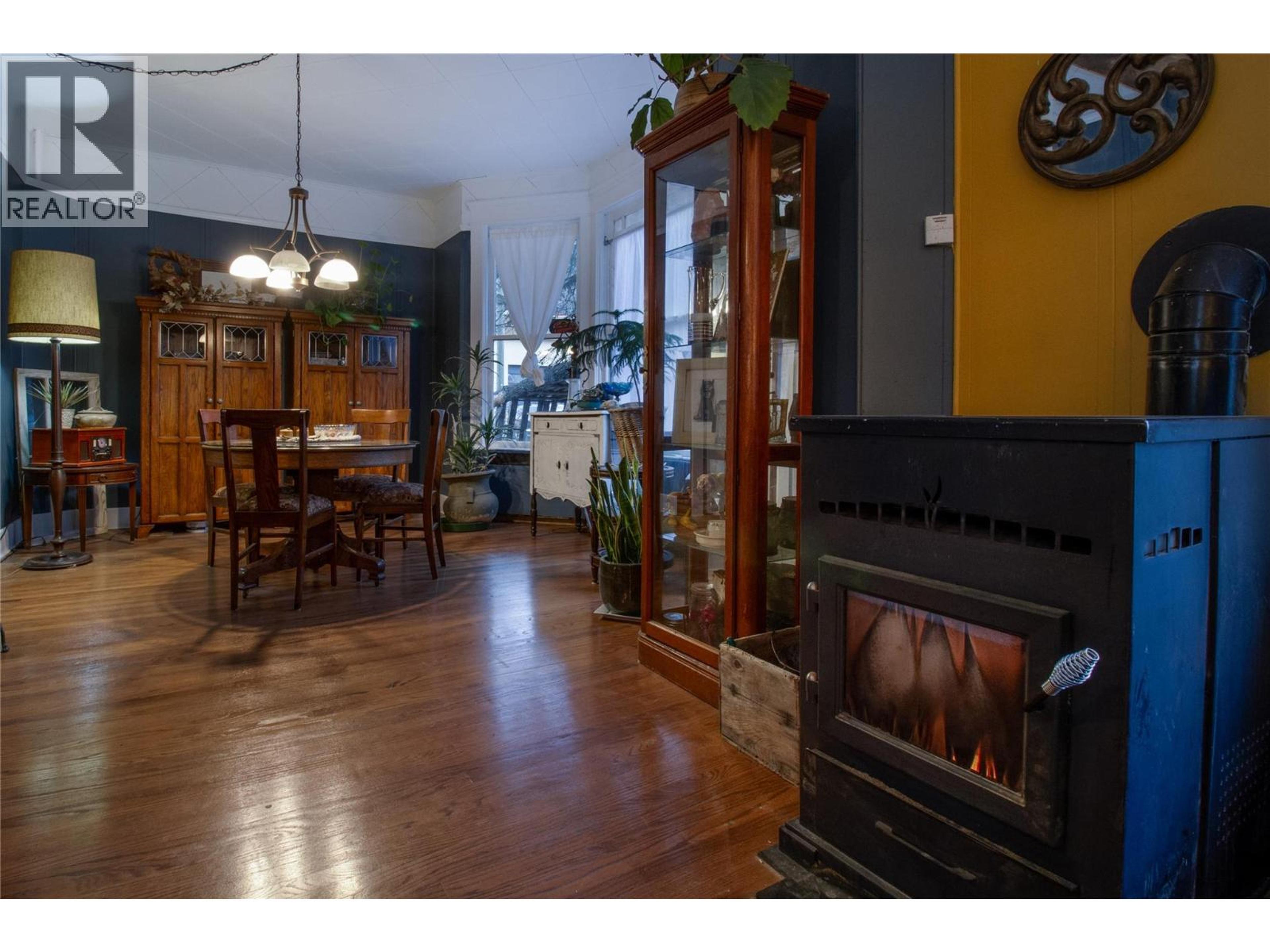 710 FIRST STREET W LOT# 4 - 11