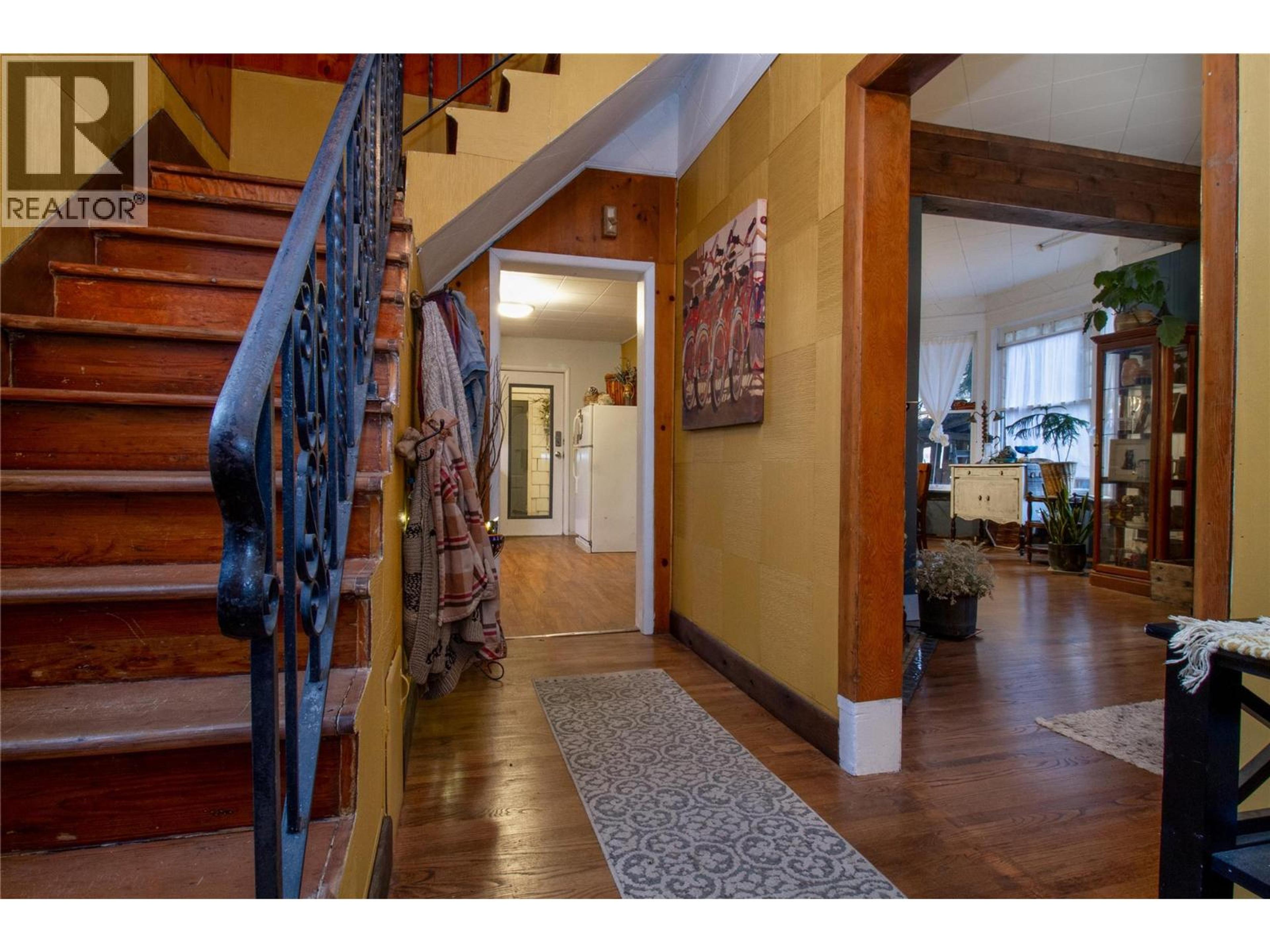 710 FIRST STREET W LOT# 4 - 18