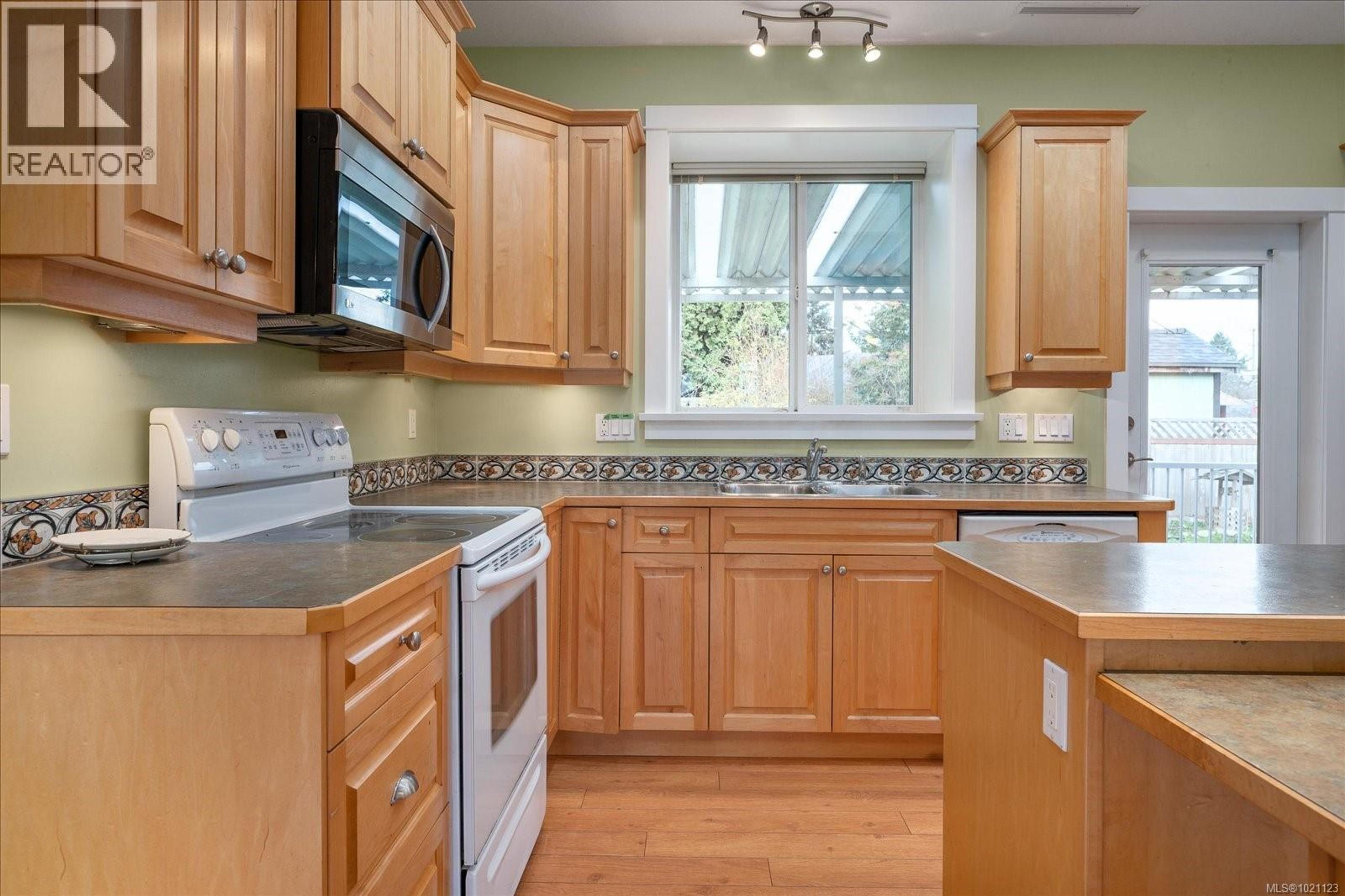 310 HOLLAND CREEK PL - 10