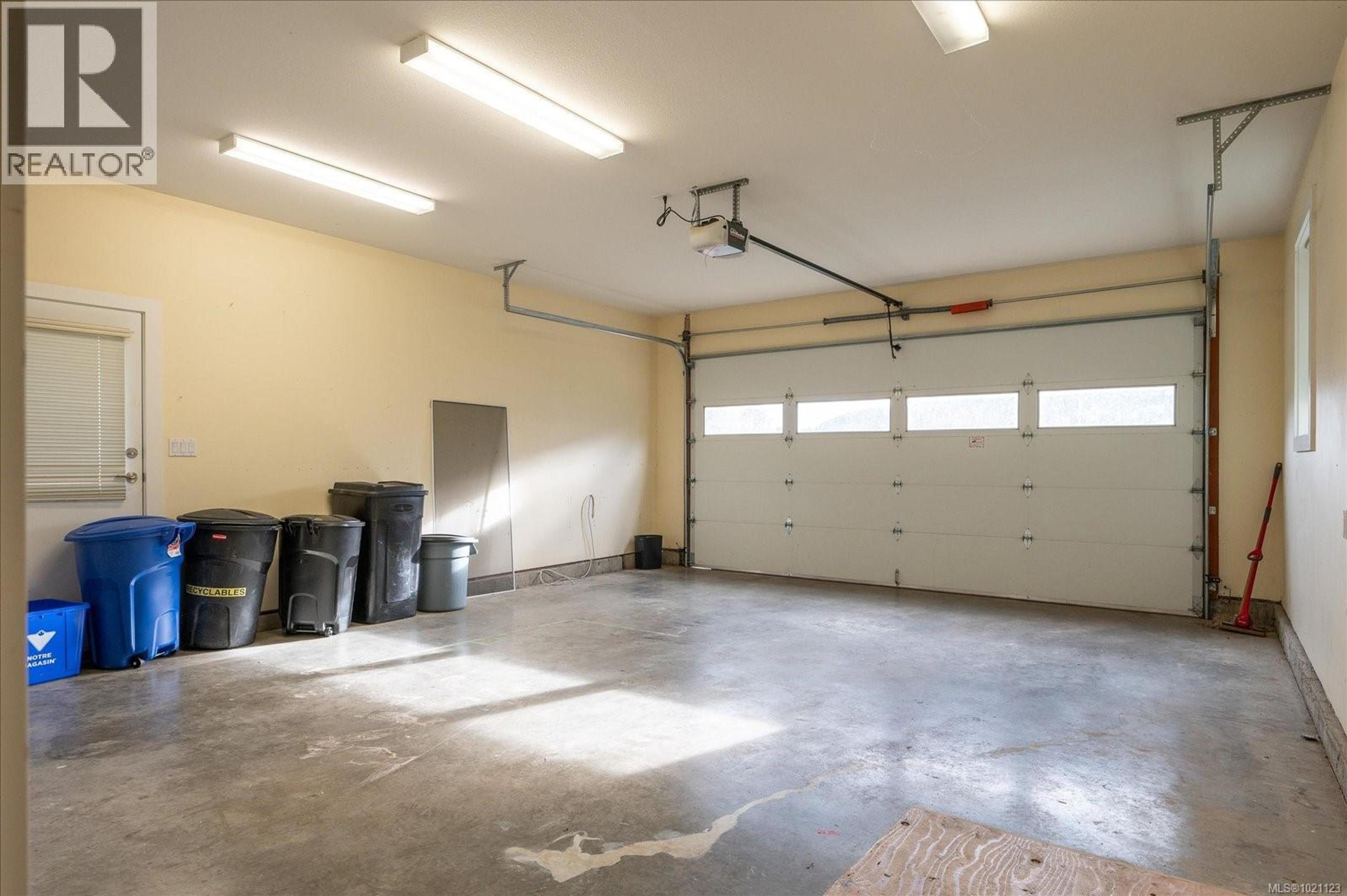 310 HOLLAND CREEK PL - 31