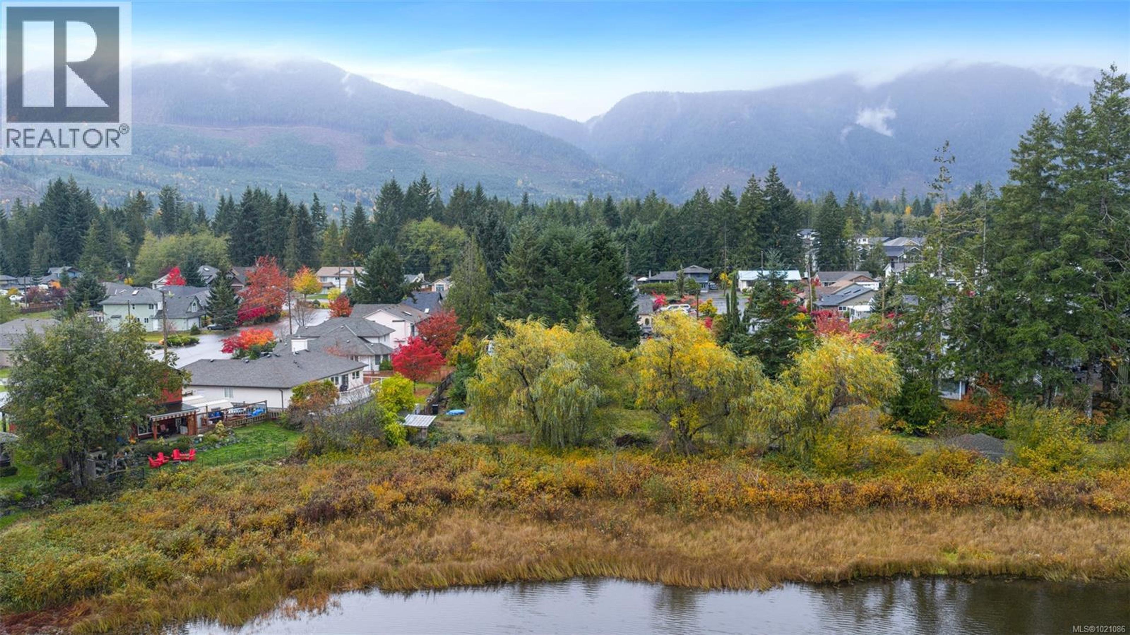 423 SCHOLEY CRES - 11