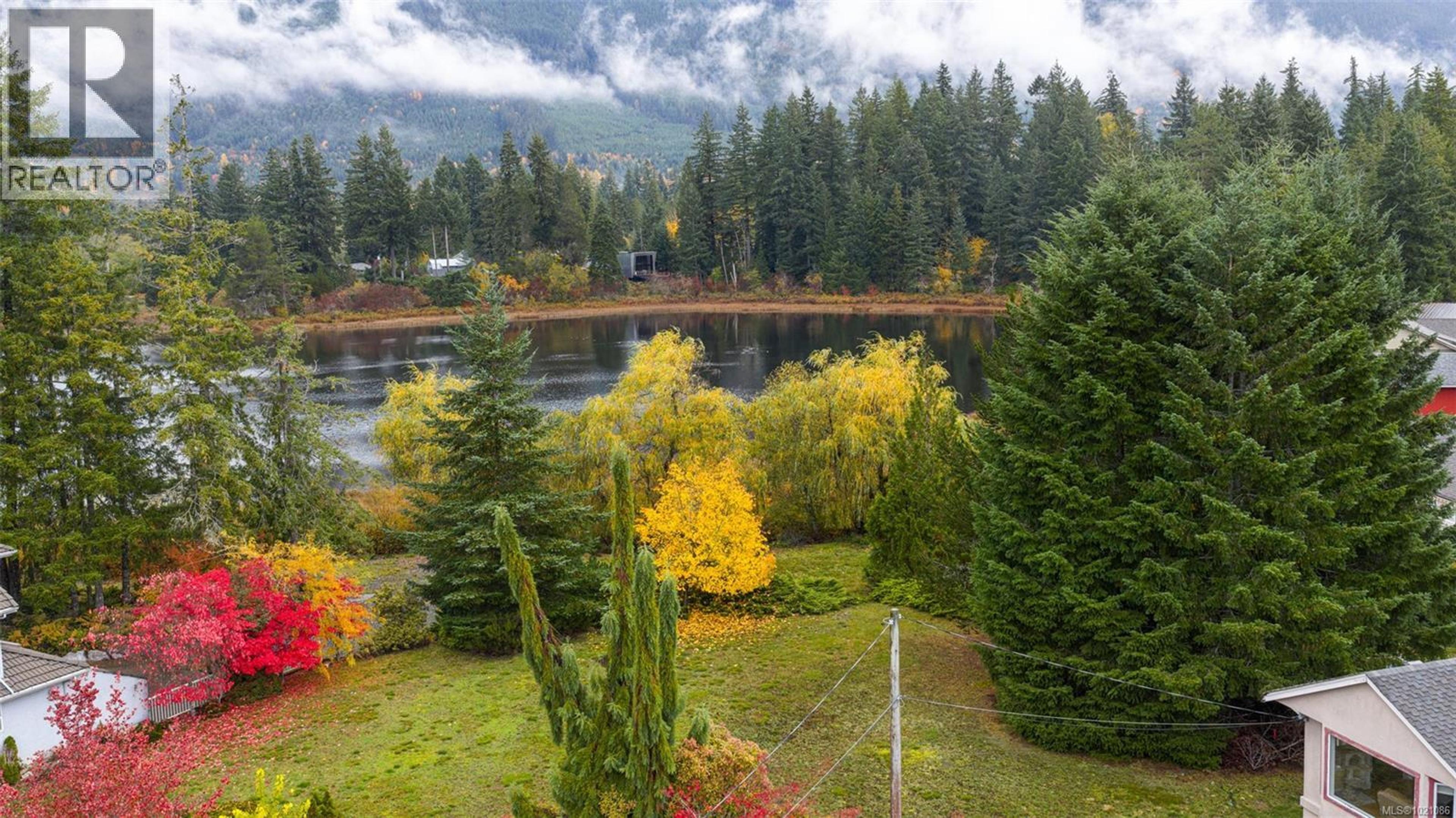 423 SCHOLEY CRES - 14