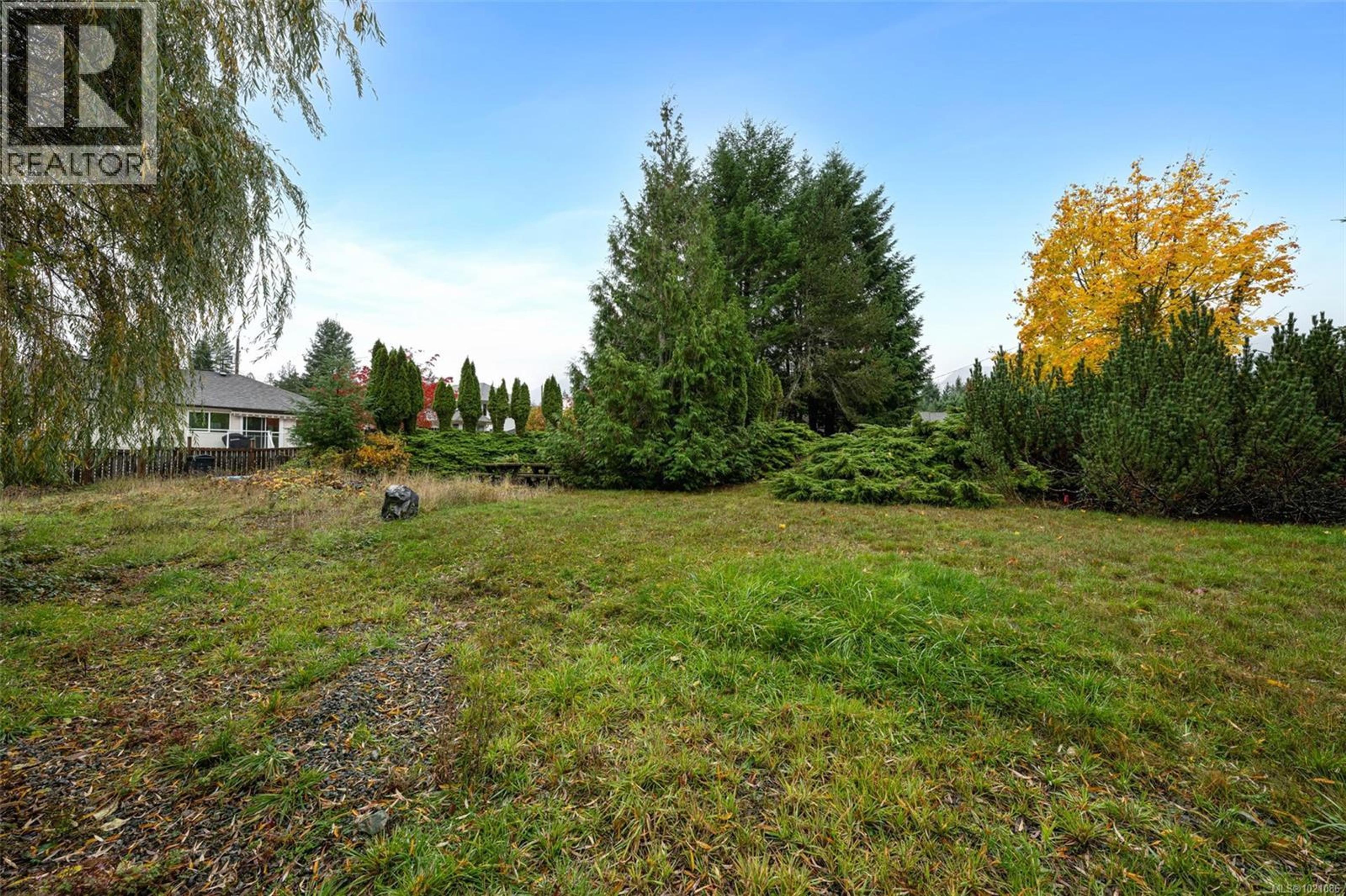 423 SCHOLEY CRES - 16