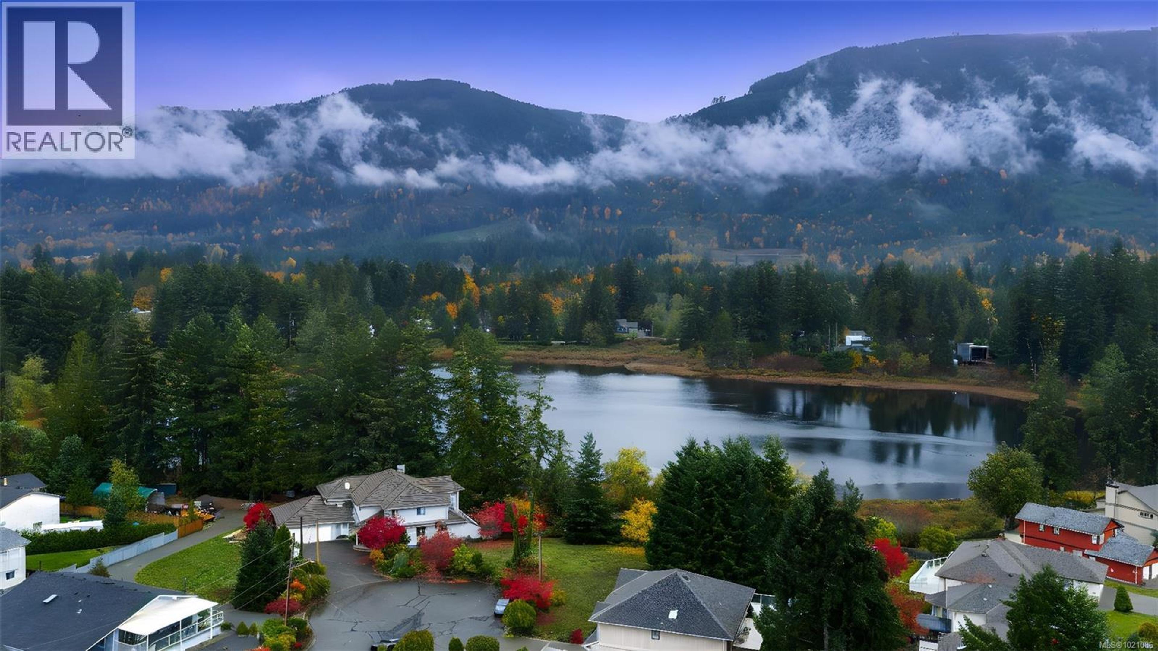 423 SCHOLEY CRES - 8