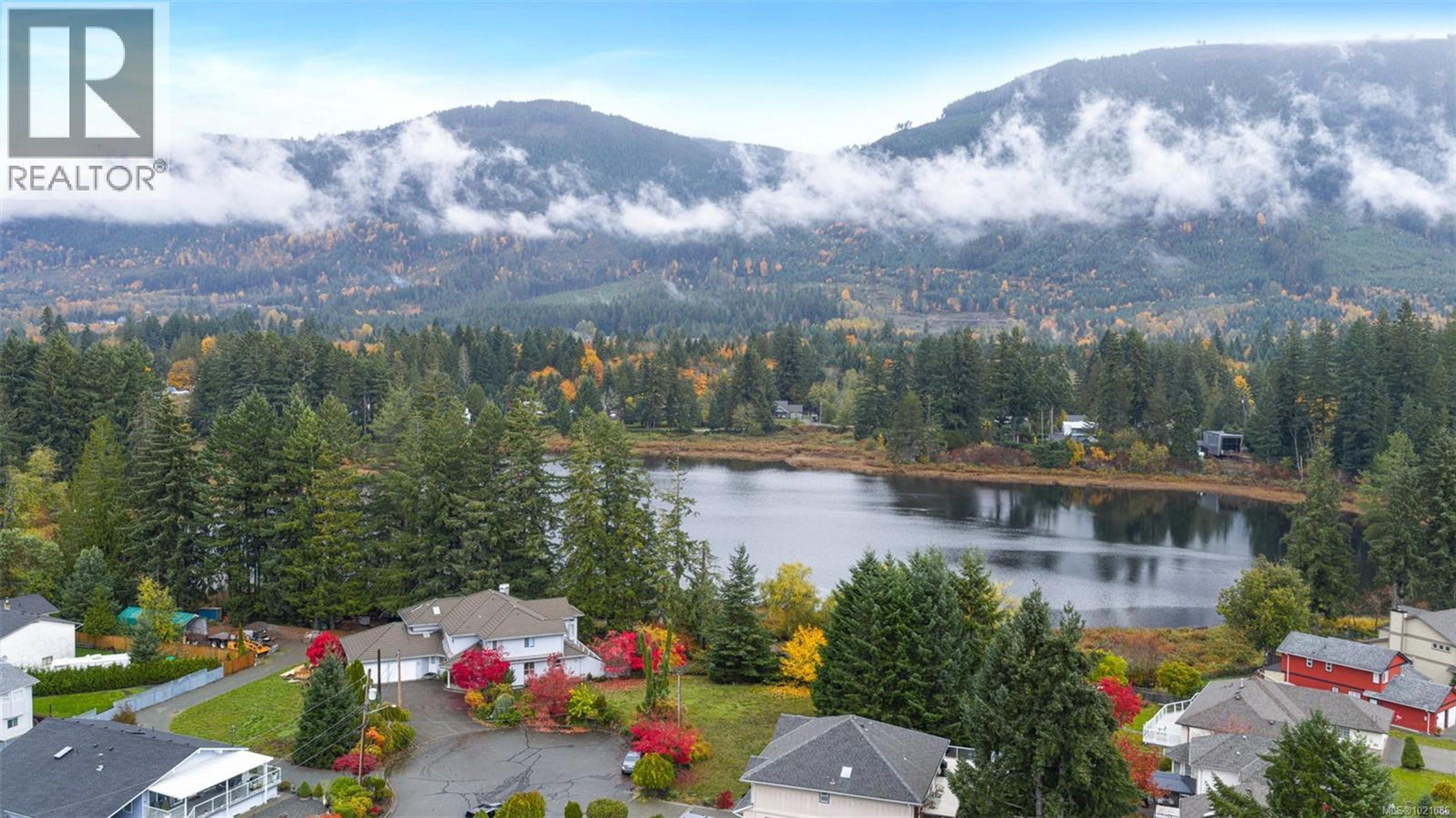 423 SCHOLEY CRES - 9