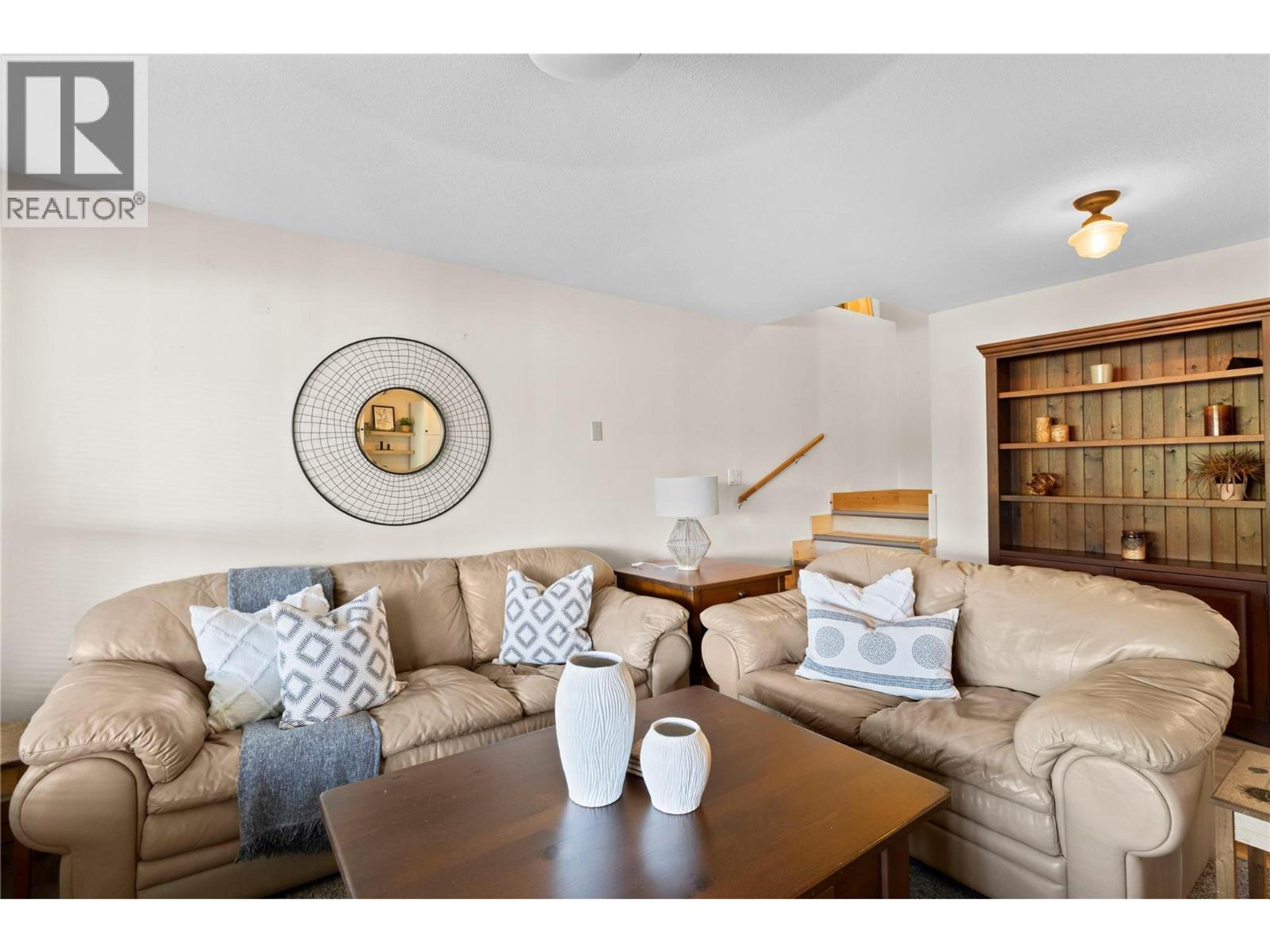 #67 6421 EAGLE BAY ROAD - 32