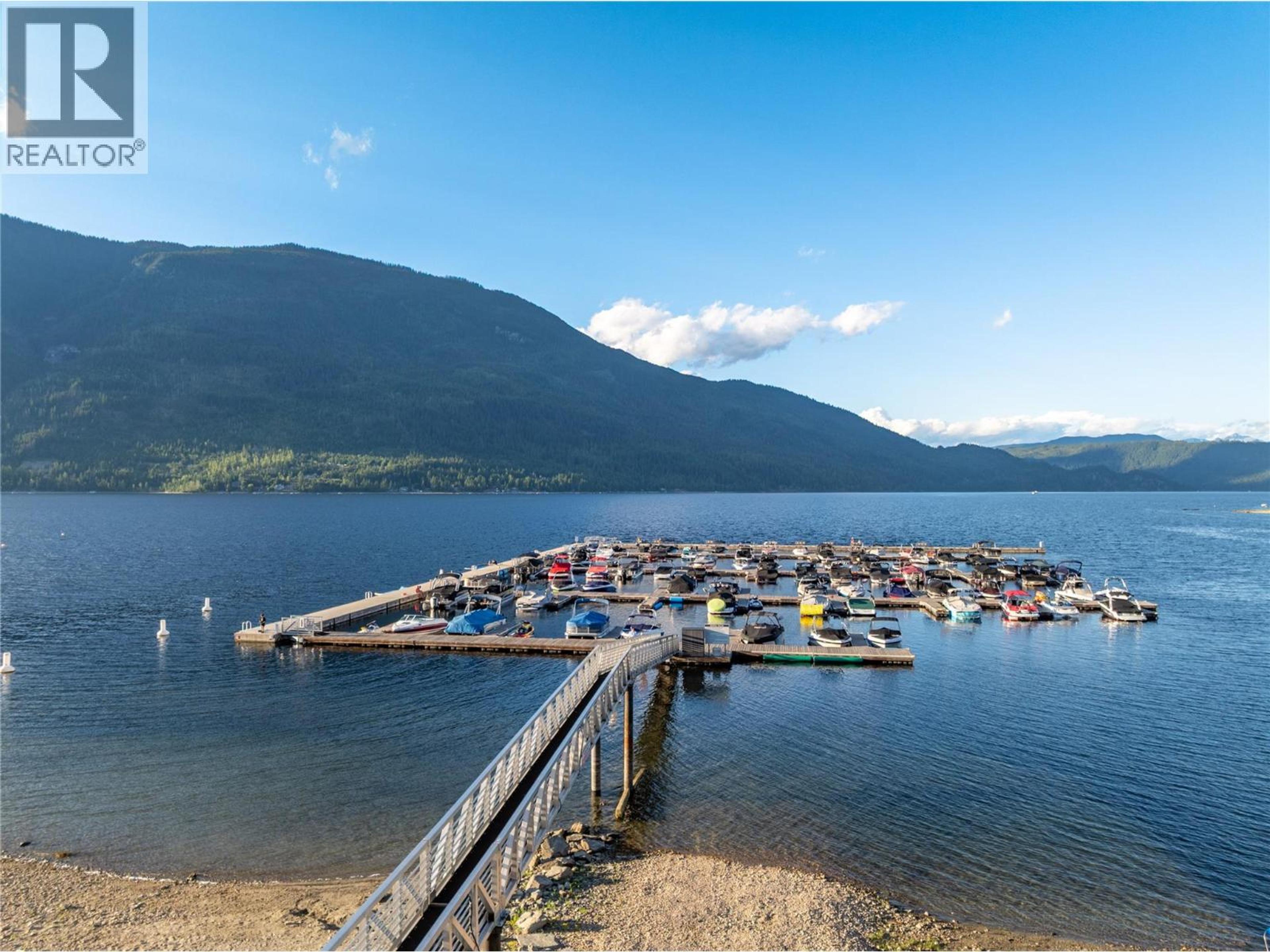 #67 6421 EAGLE BAY ROAD - 53