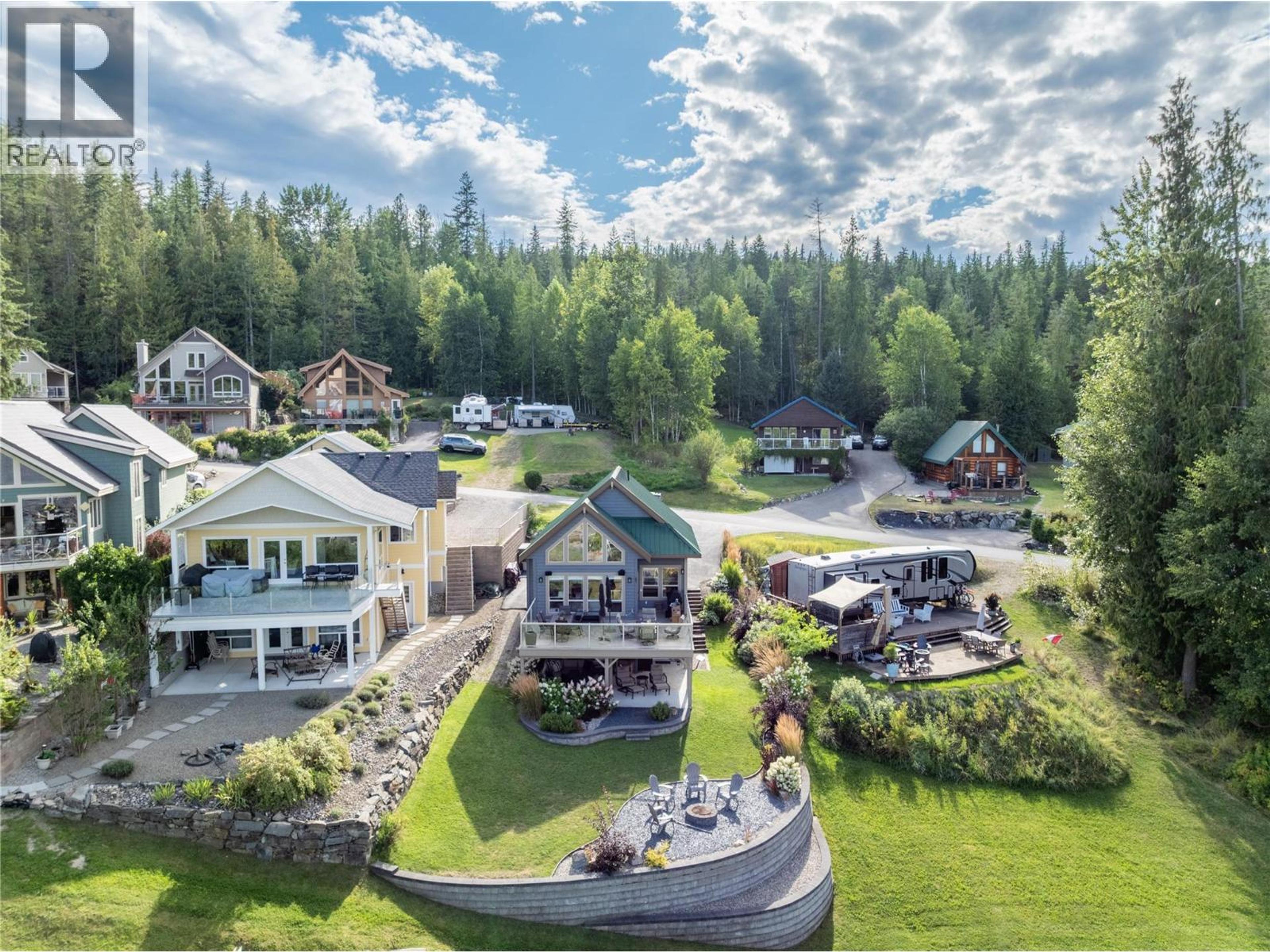 #67 6421 EAGLE BAY ROAD - 48