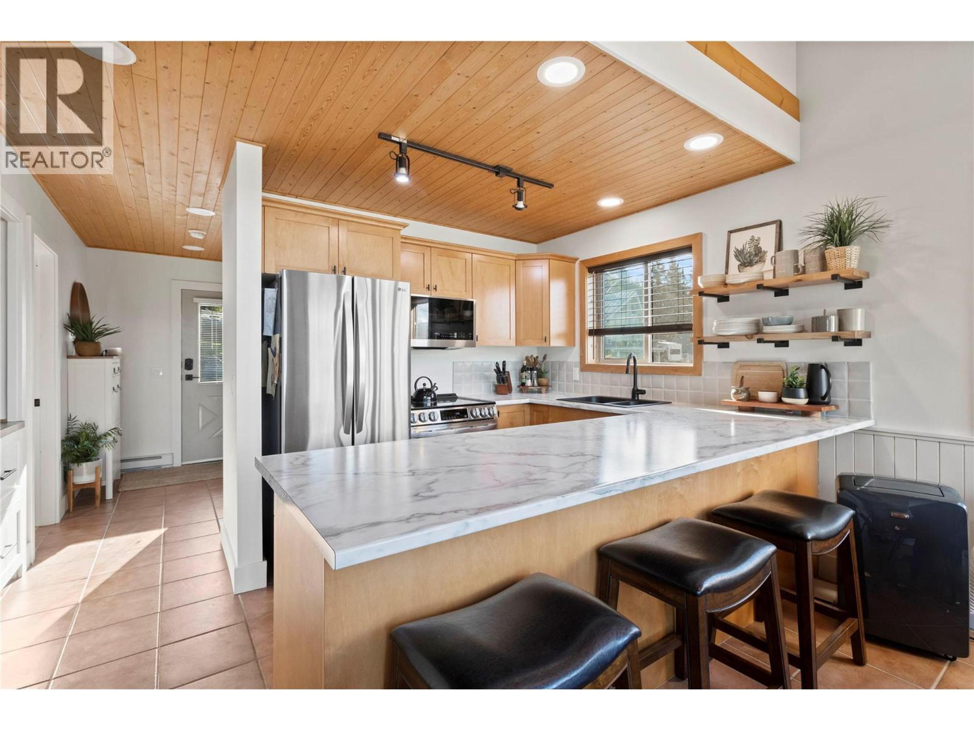 #67 6421 EAGLE BAY ROAD - 13