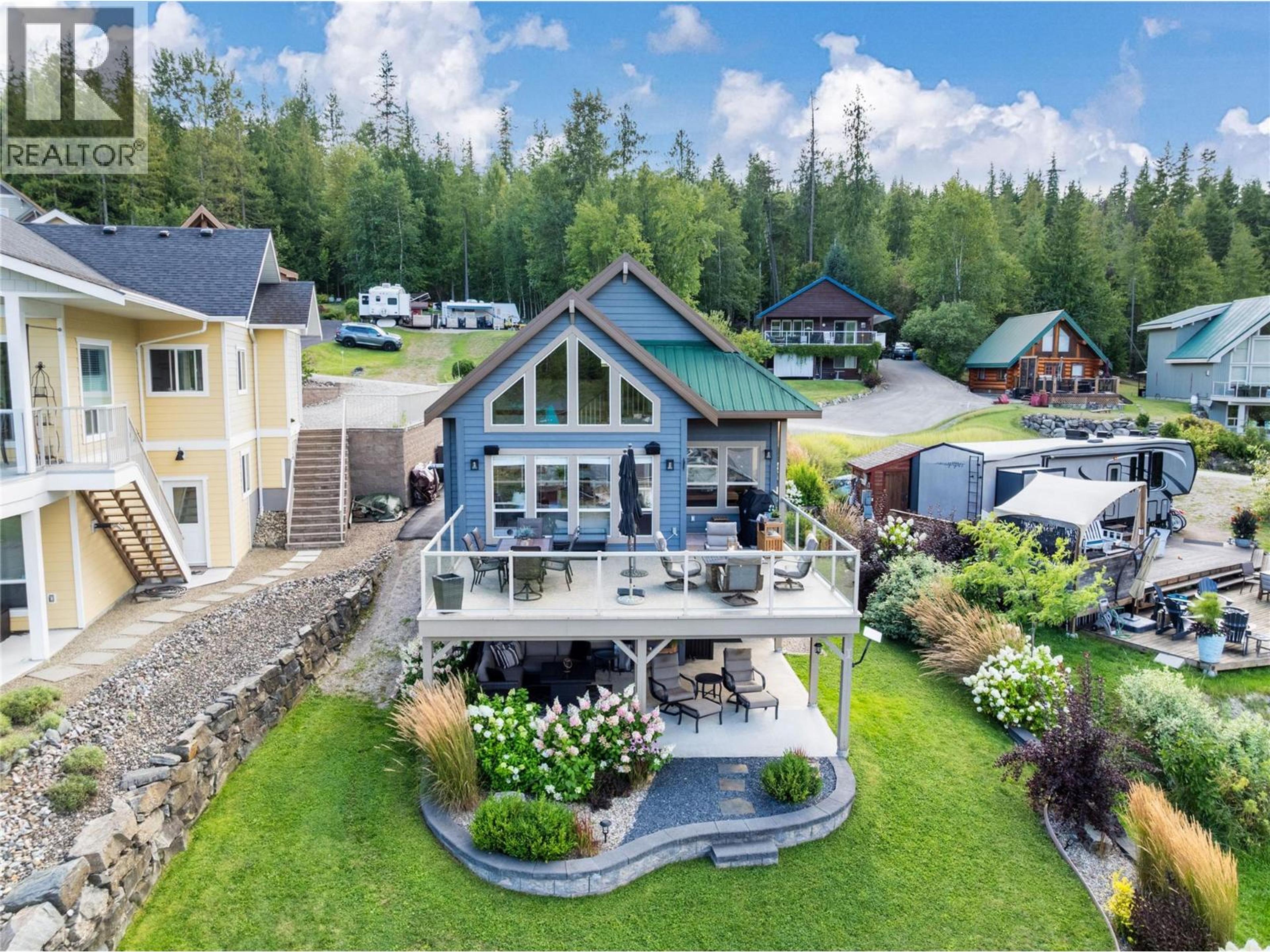 #67 6421 EAGLE BAY ROAD - 47