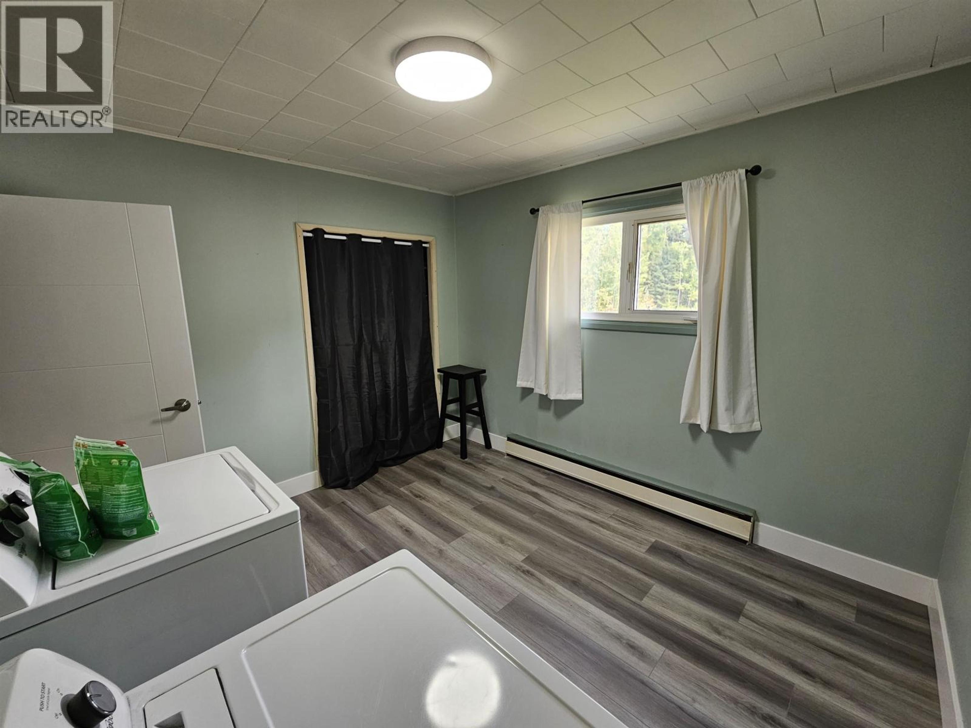 426 MCKELVIE ROAD - 35