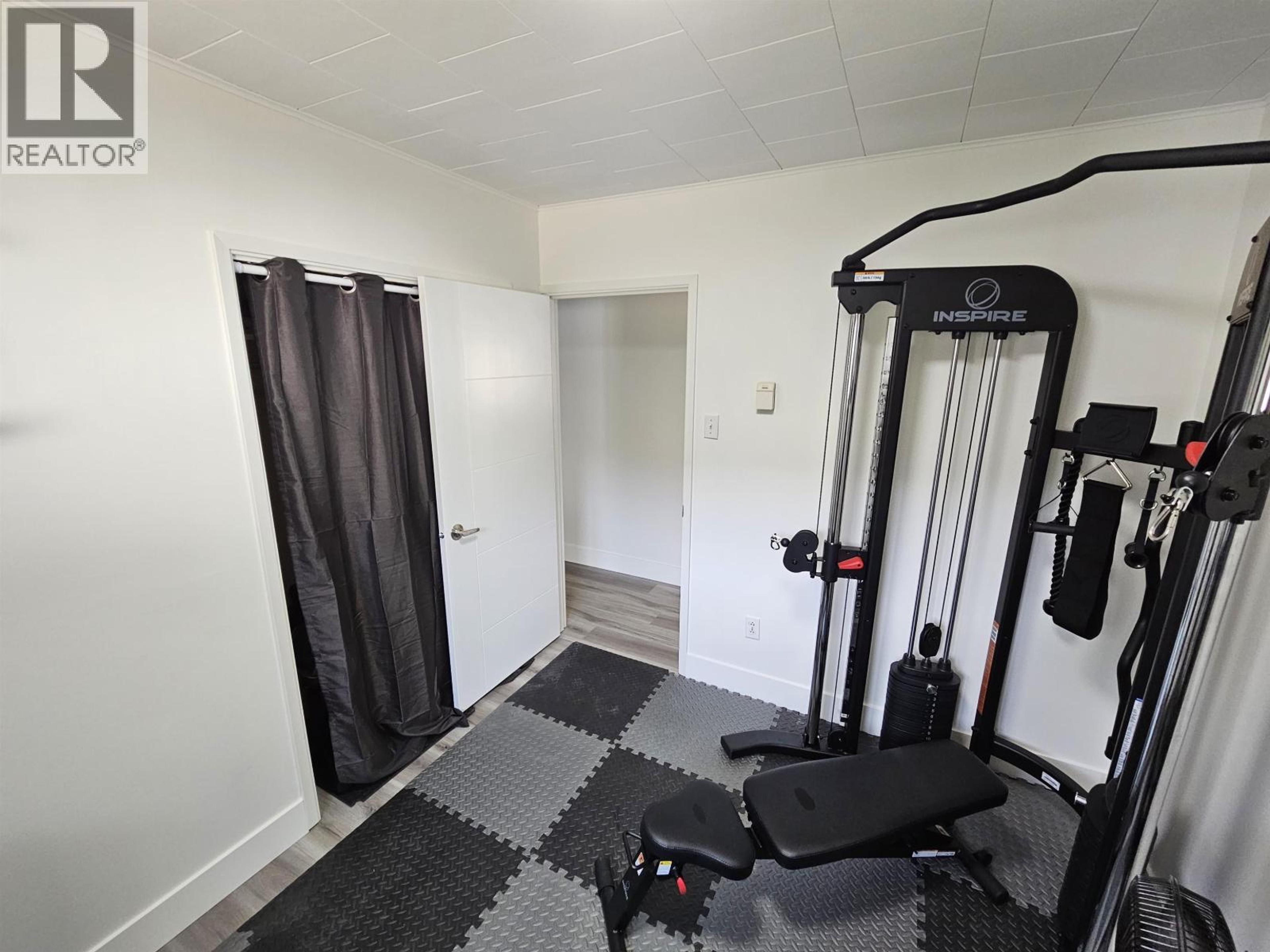 426 MCKELVIE ROAD - 32