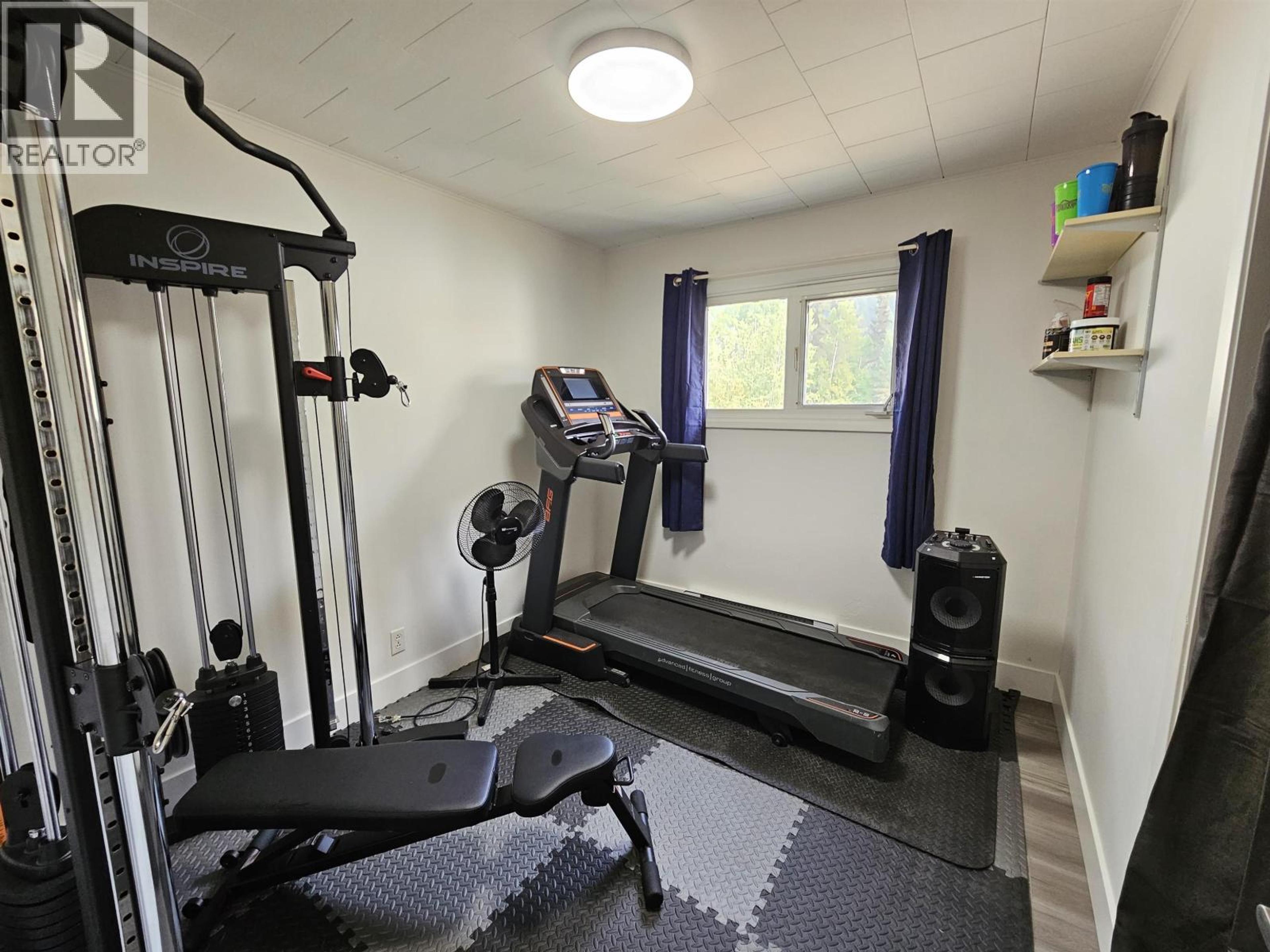 426 MCKELVIE ROAD - 34