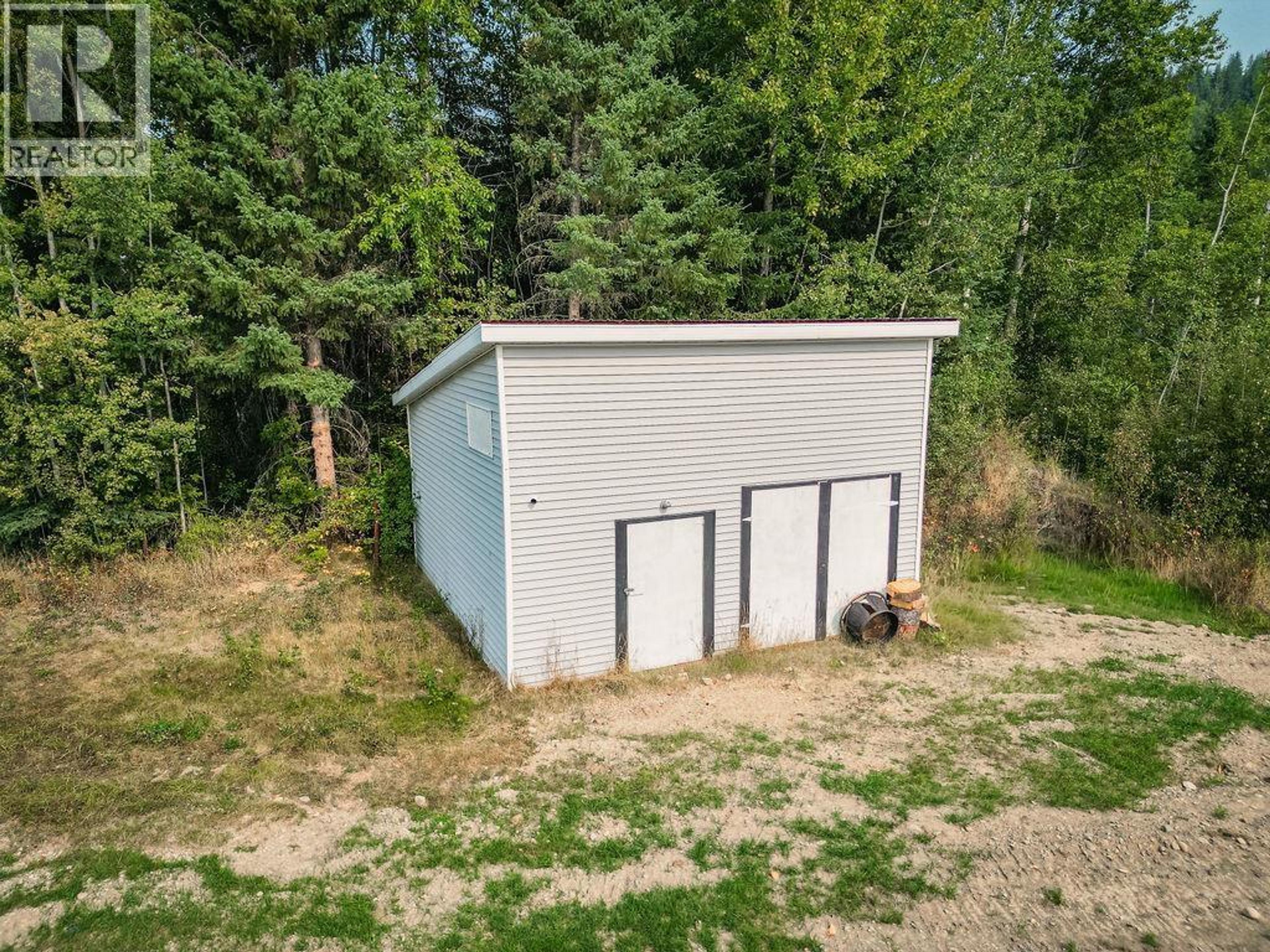 426 MCKELVIE ROAD - 8