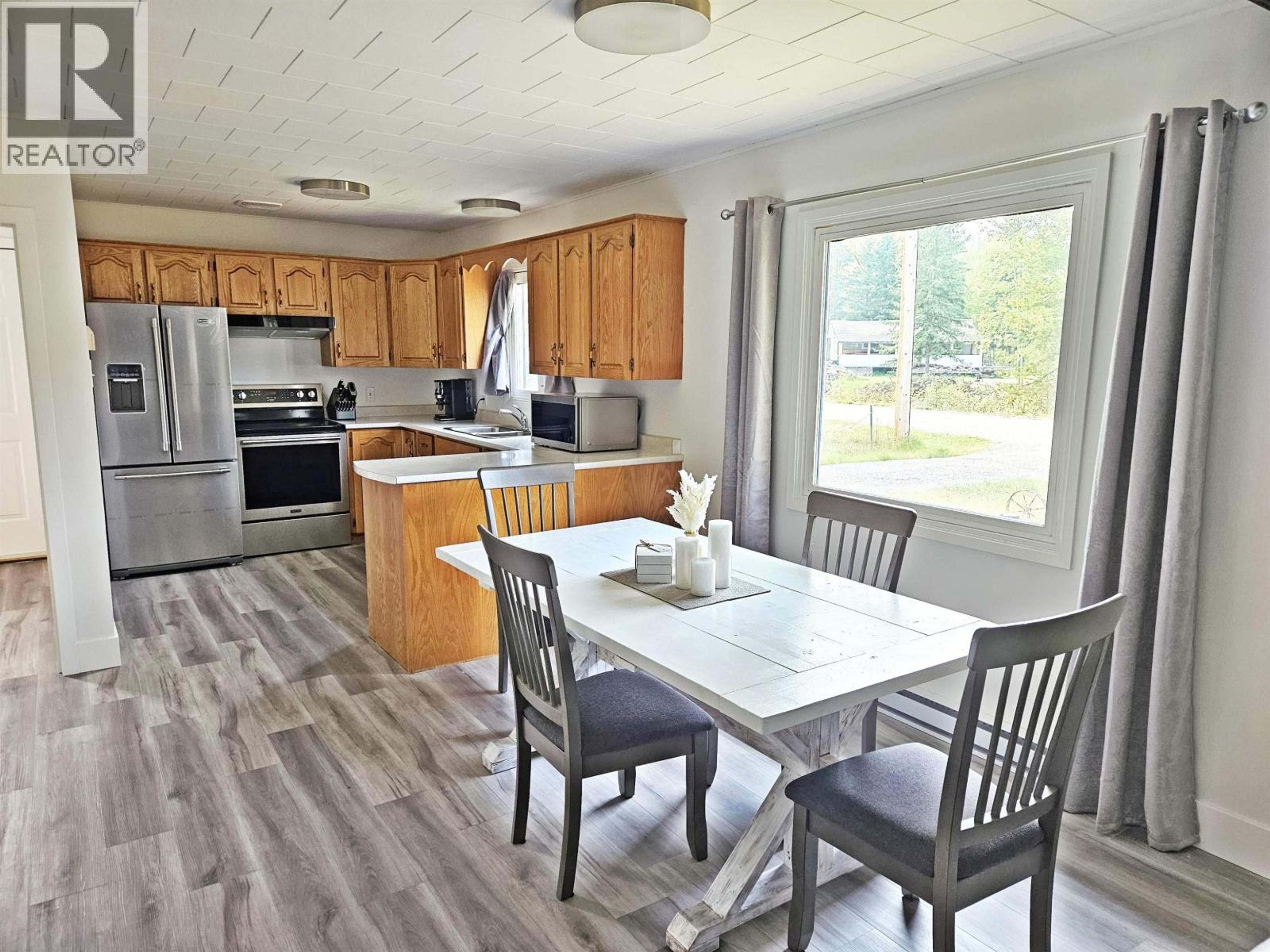 426 MCKELVIE ROAD - 19