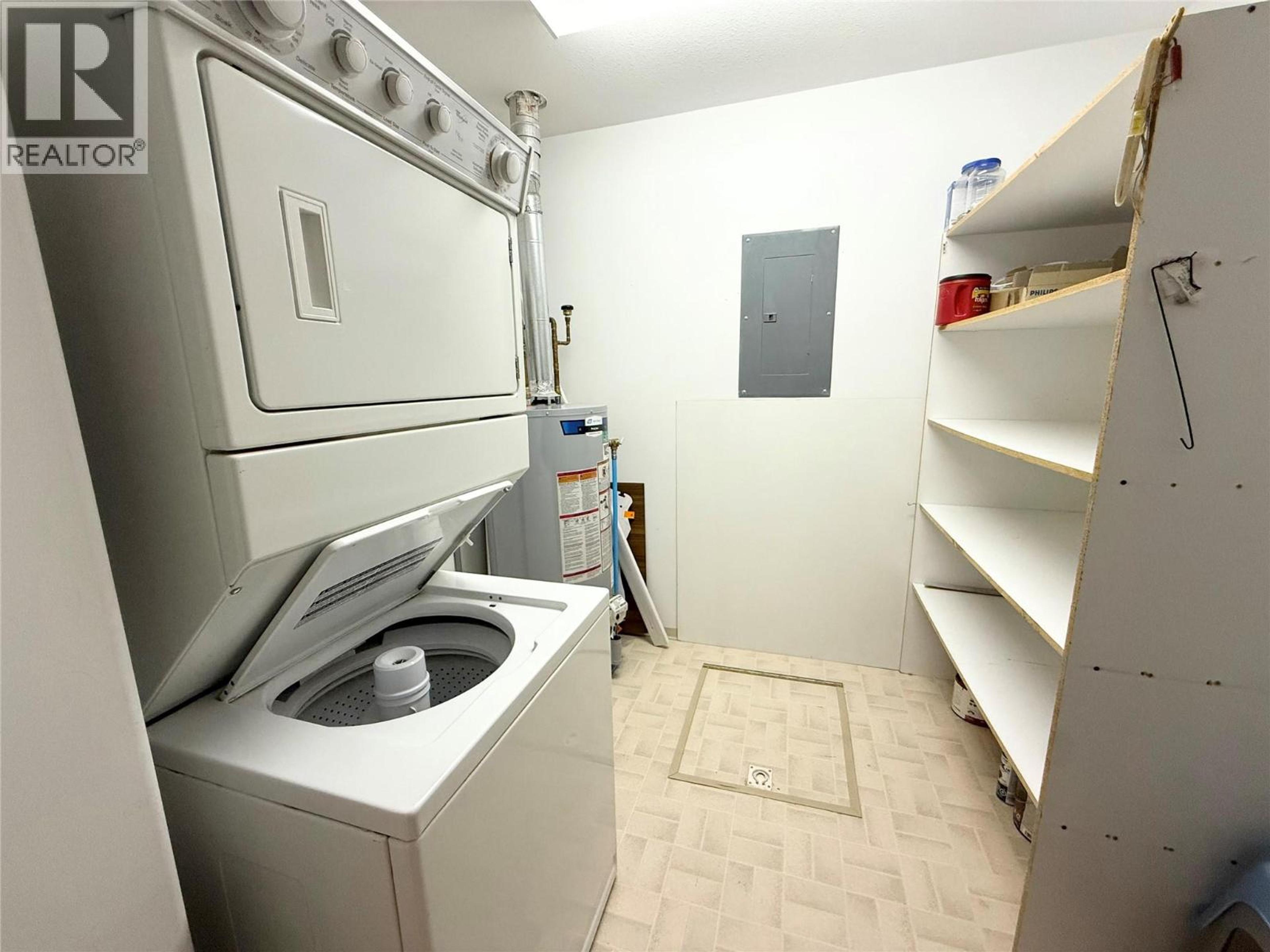 #6 2760 VOGHT STREET - 20