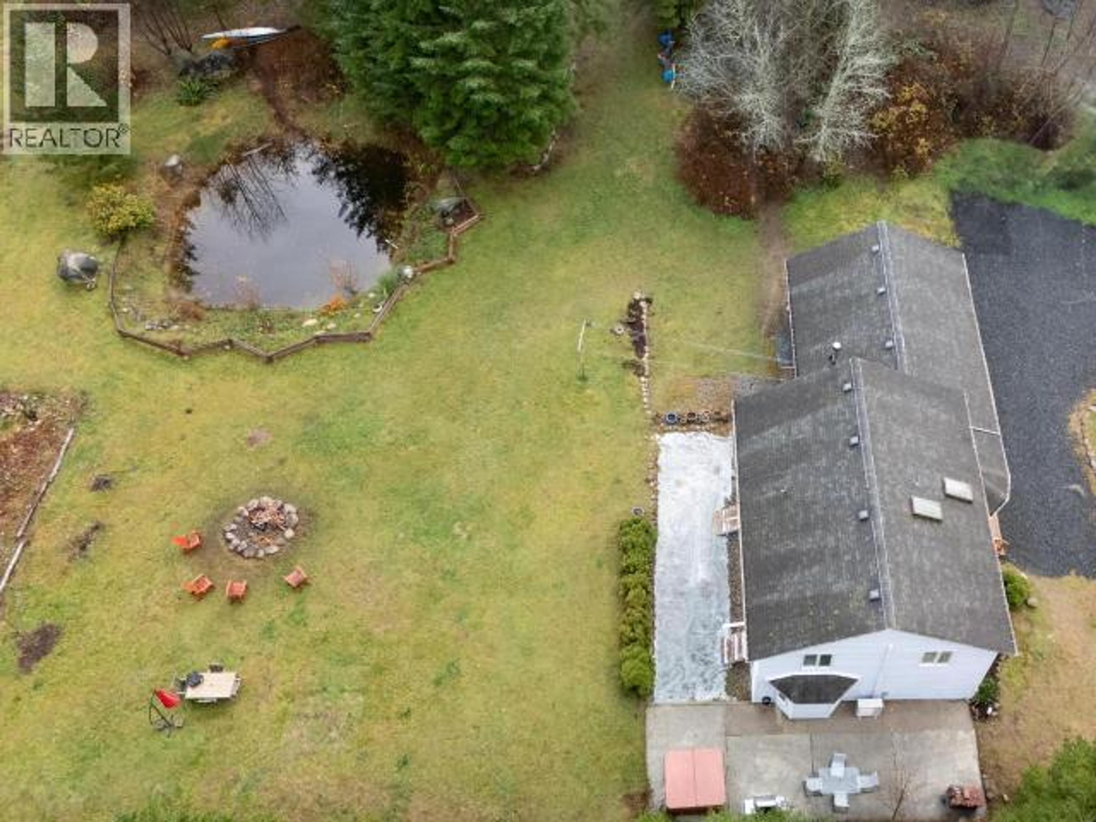 2560 MAYWOOD ROAD - 6