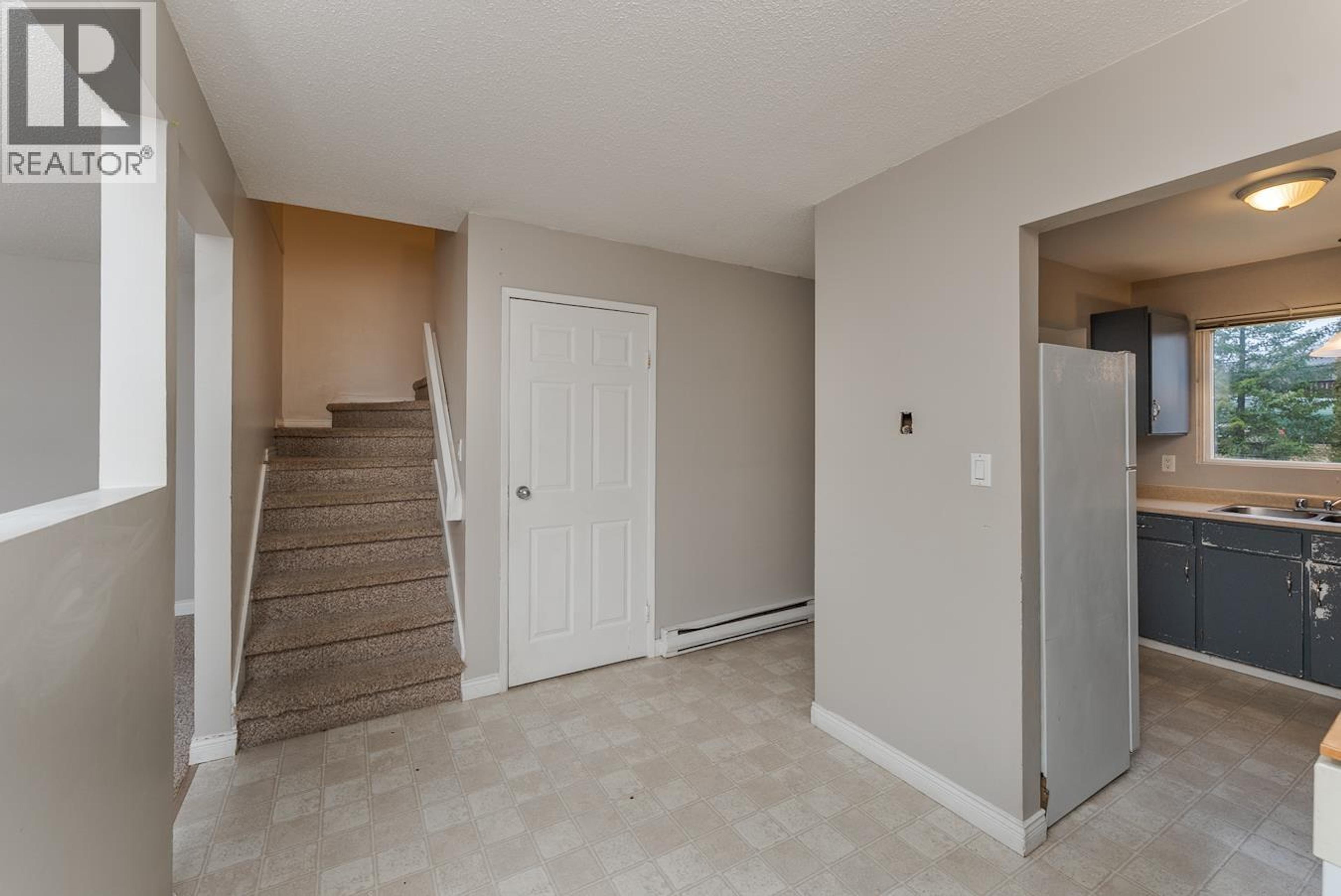 #109 4045 1ST AVENUE - 15