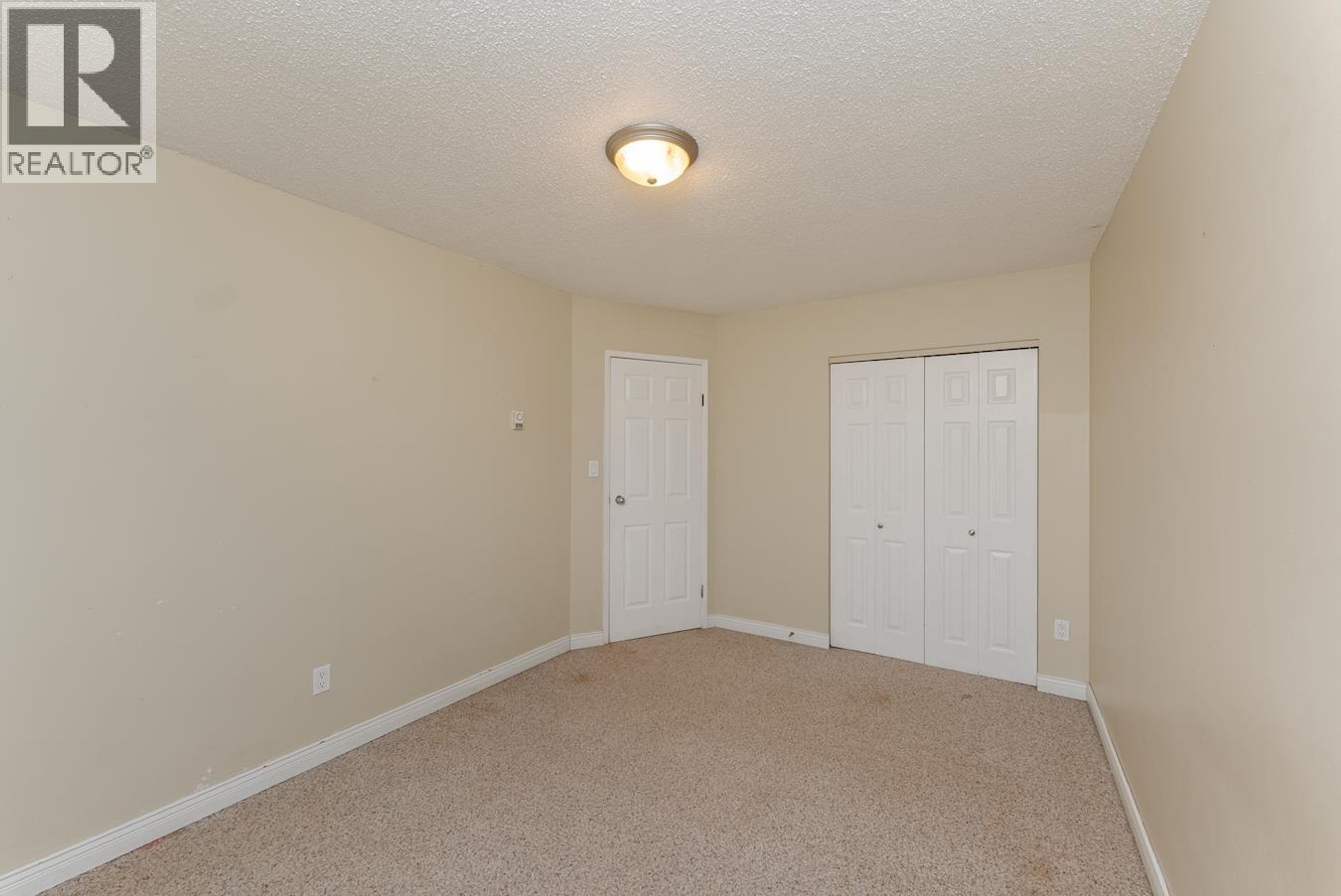 #109 4045 1ST AVENUE - 21