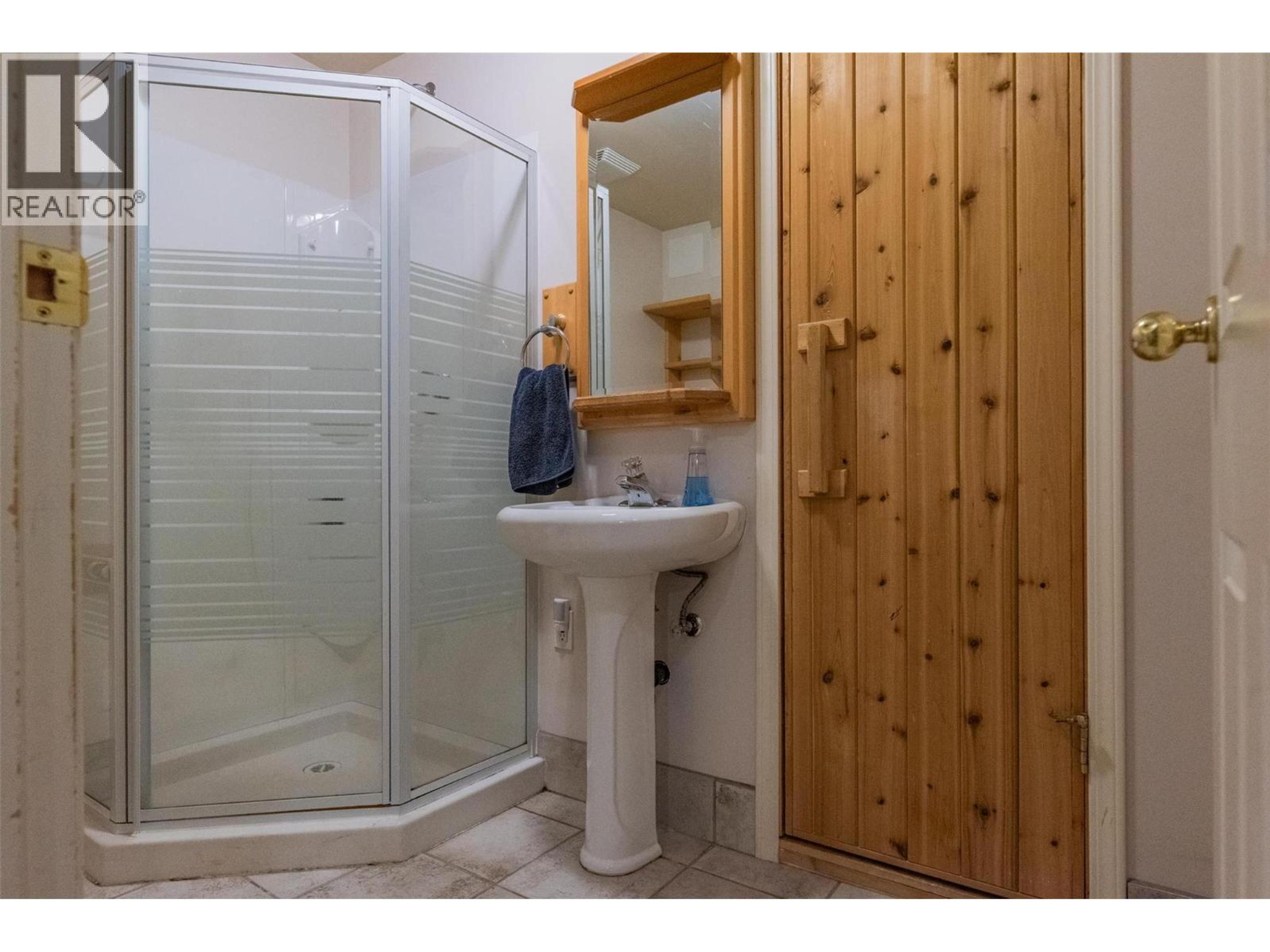 2266 FIFTH AVENUE - 35