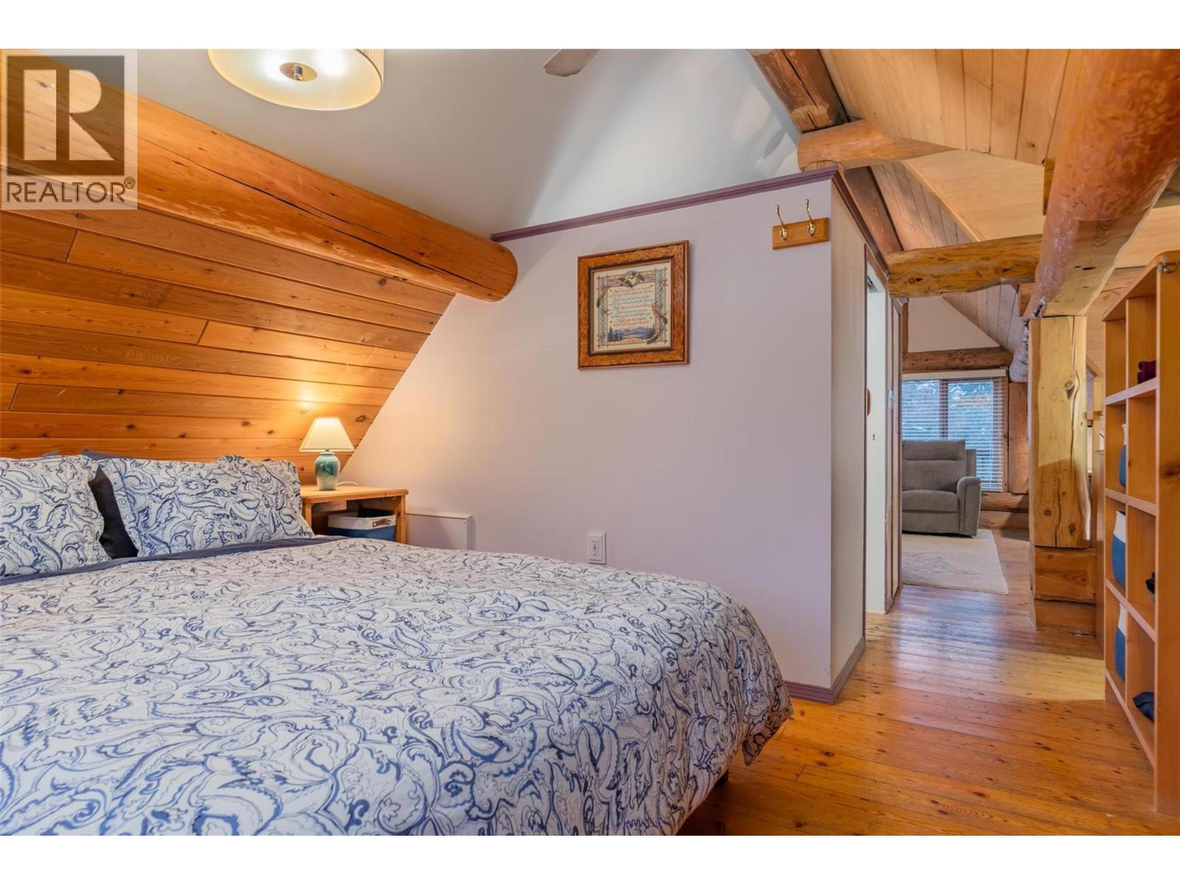 2266 FIFTH AVENUE - 31